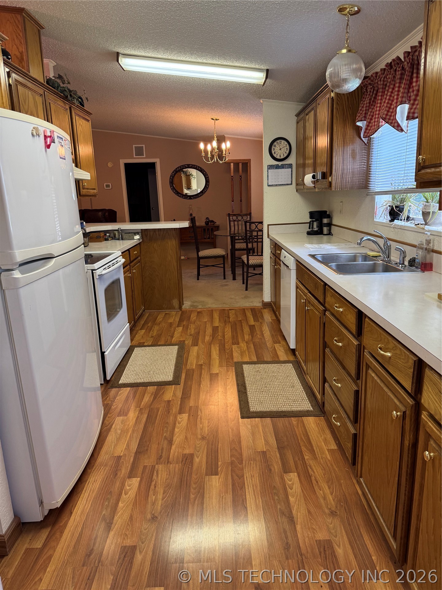 56677 E Brewer Road Property Photo 6