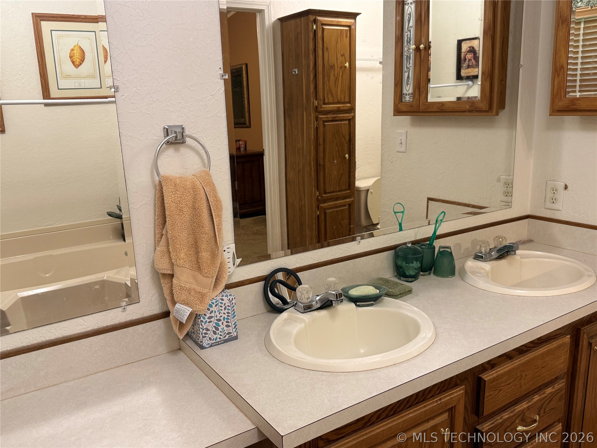 56677 E Brewer Road Property Photo 13