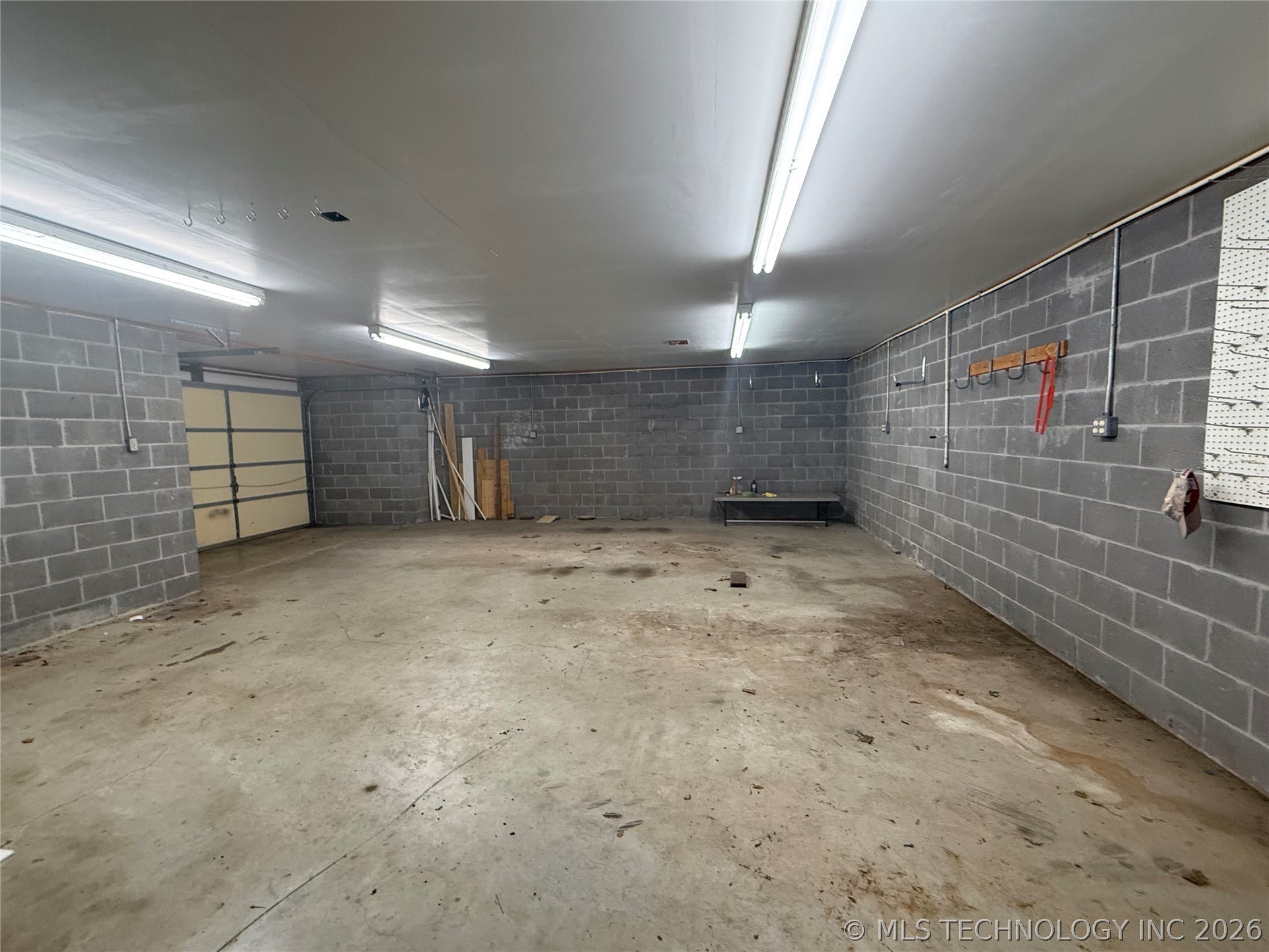 56677 E Brewer Road Property Photo 22