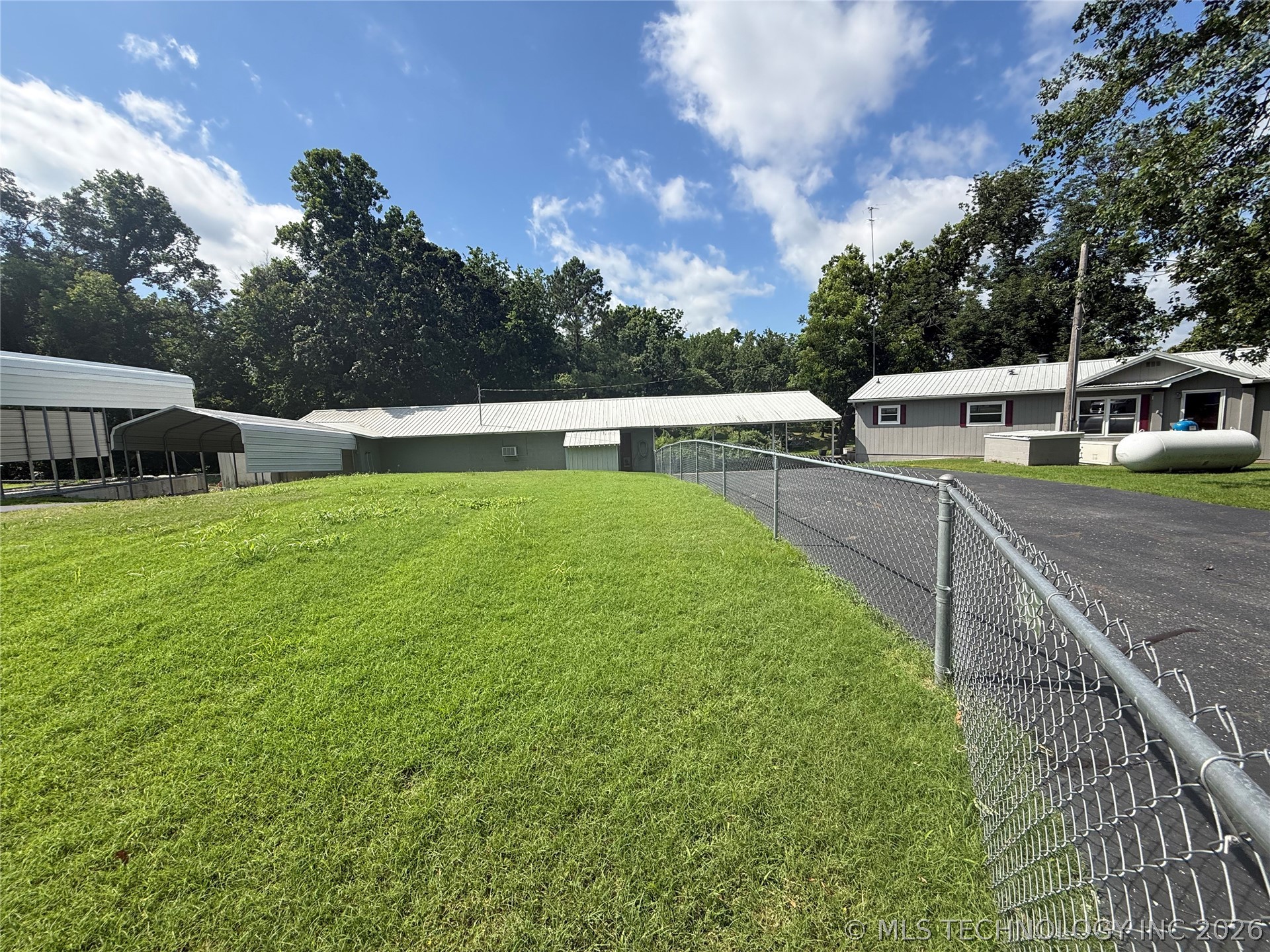 56677 E Brewer Road Property Photo 23