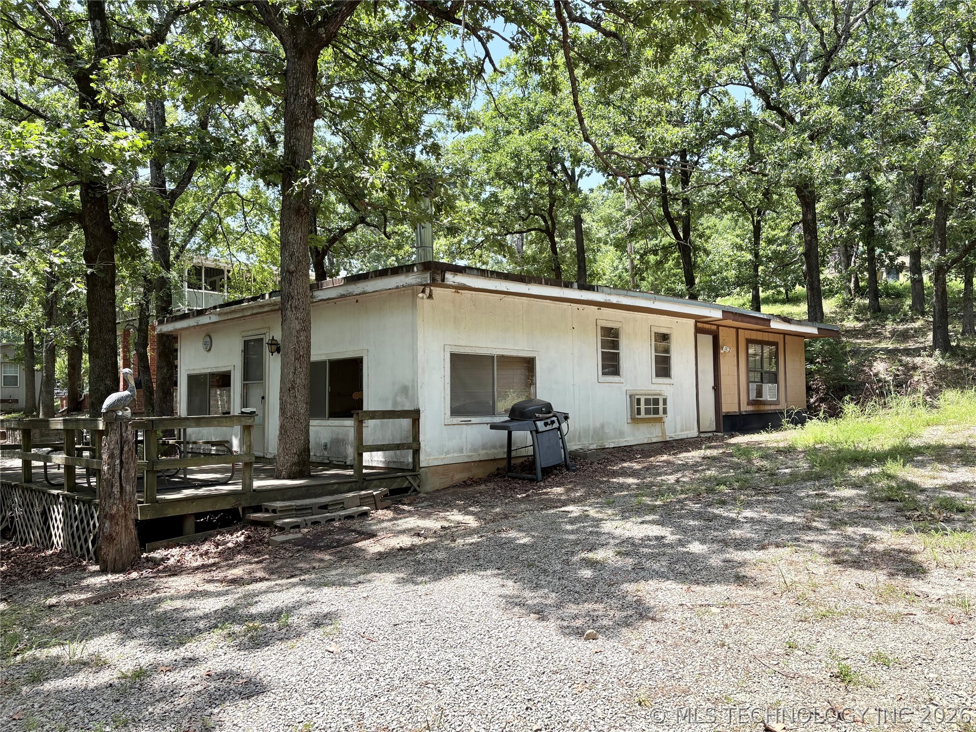275 N Bk 1500 Road Property Photo 4