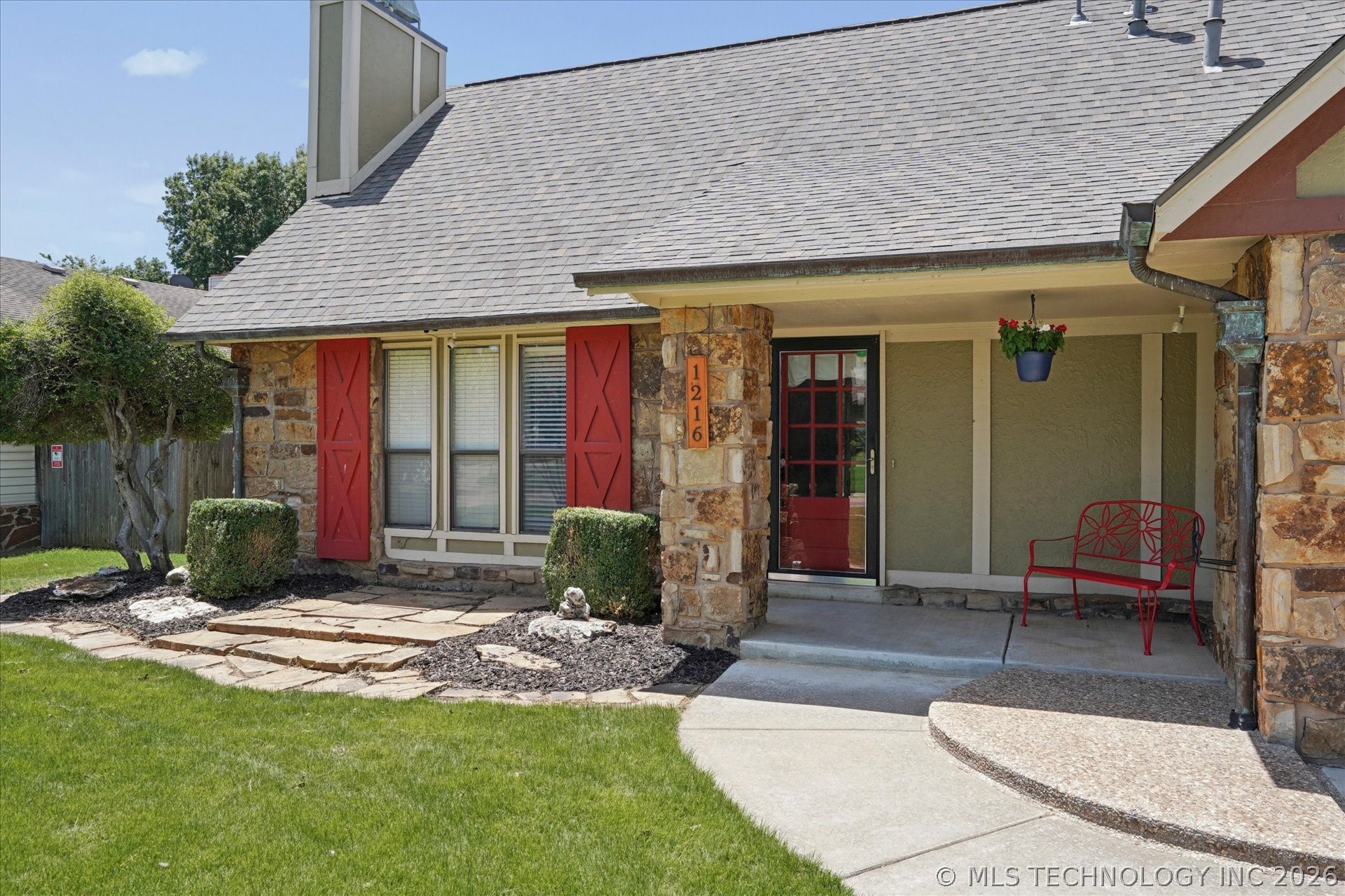 1216 S 31st Street Property Photo 5