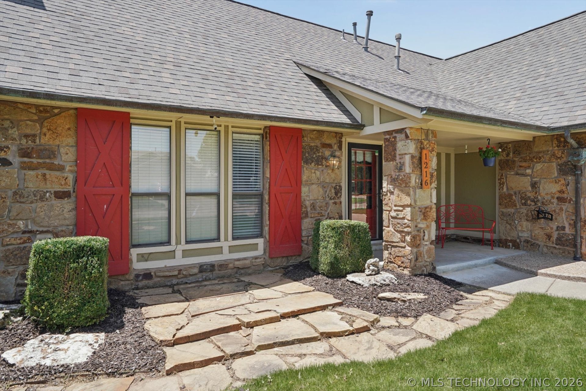 1216 S 31st Street Property Photo 6