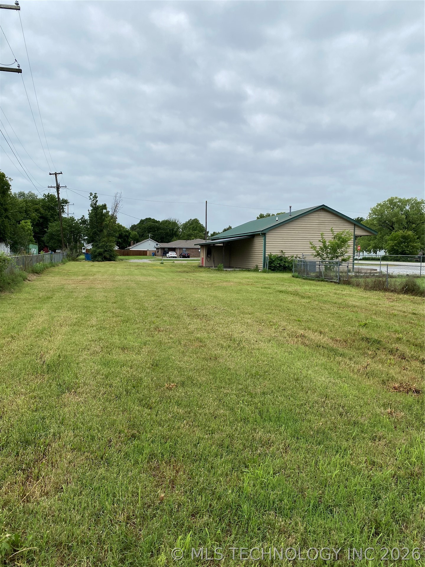 301 E Conner Avenue Property Photo 2