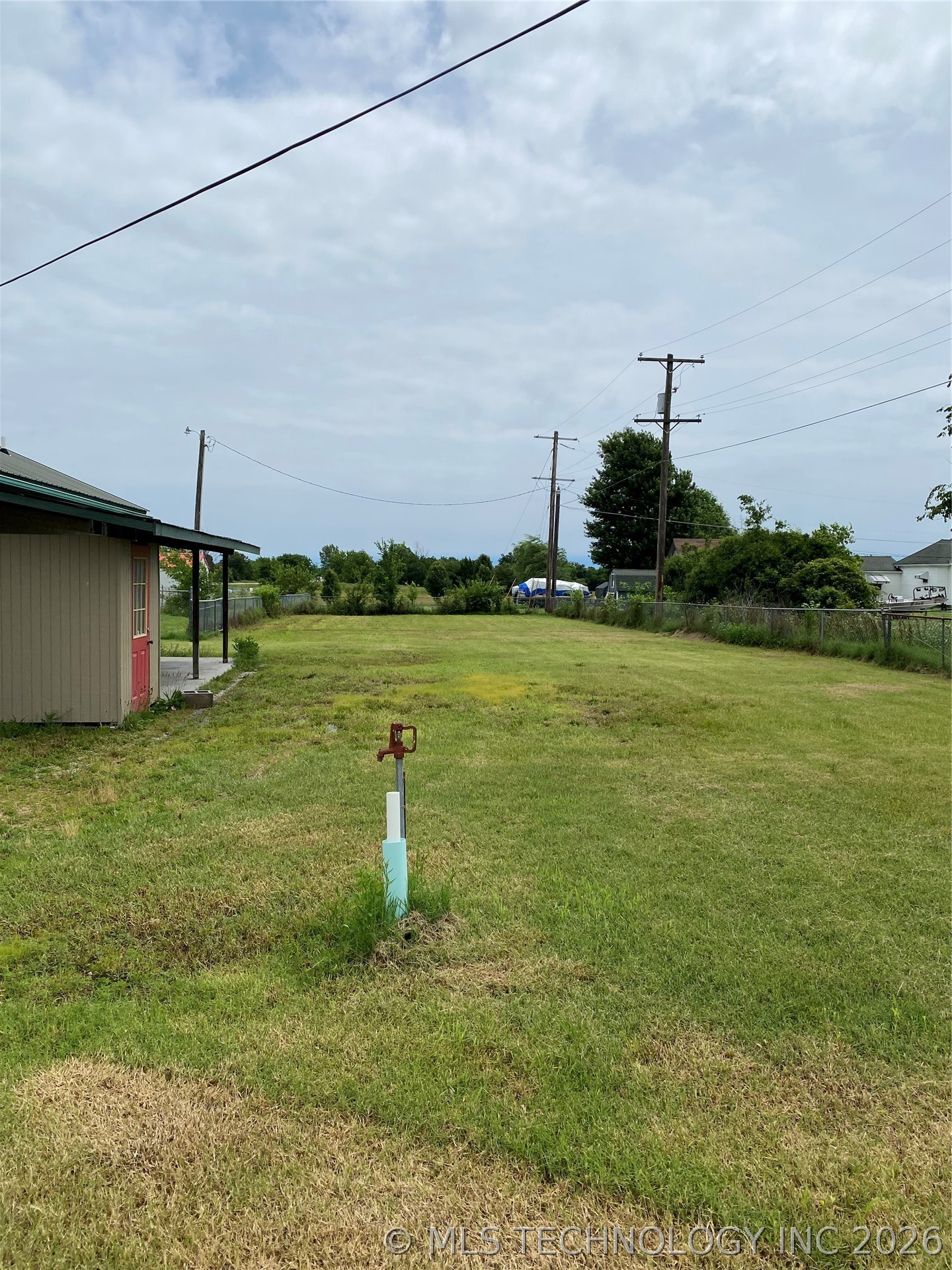 301 E Conner Avenue Property Photo 3