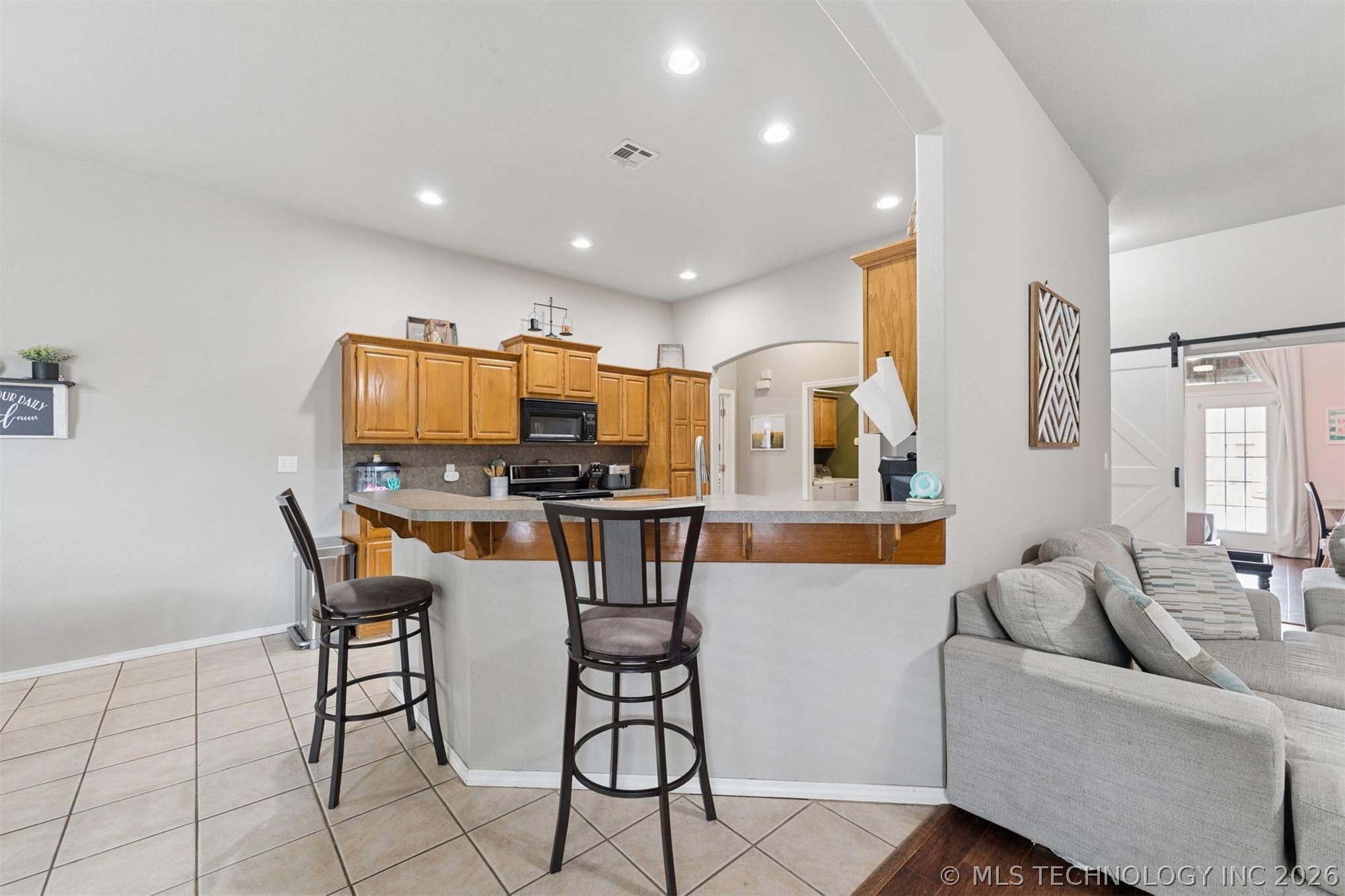 521 S 63rd Place Property Photo 16