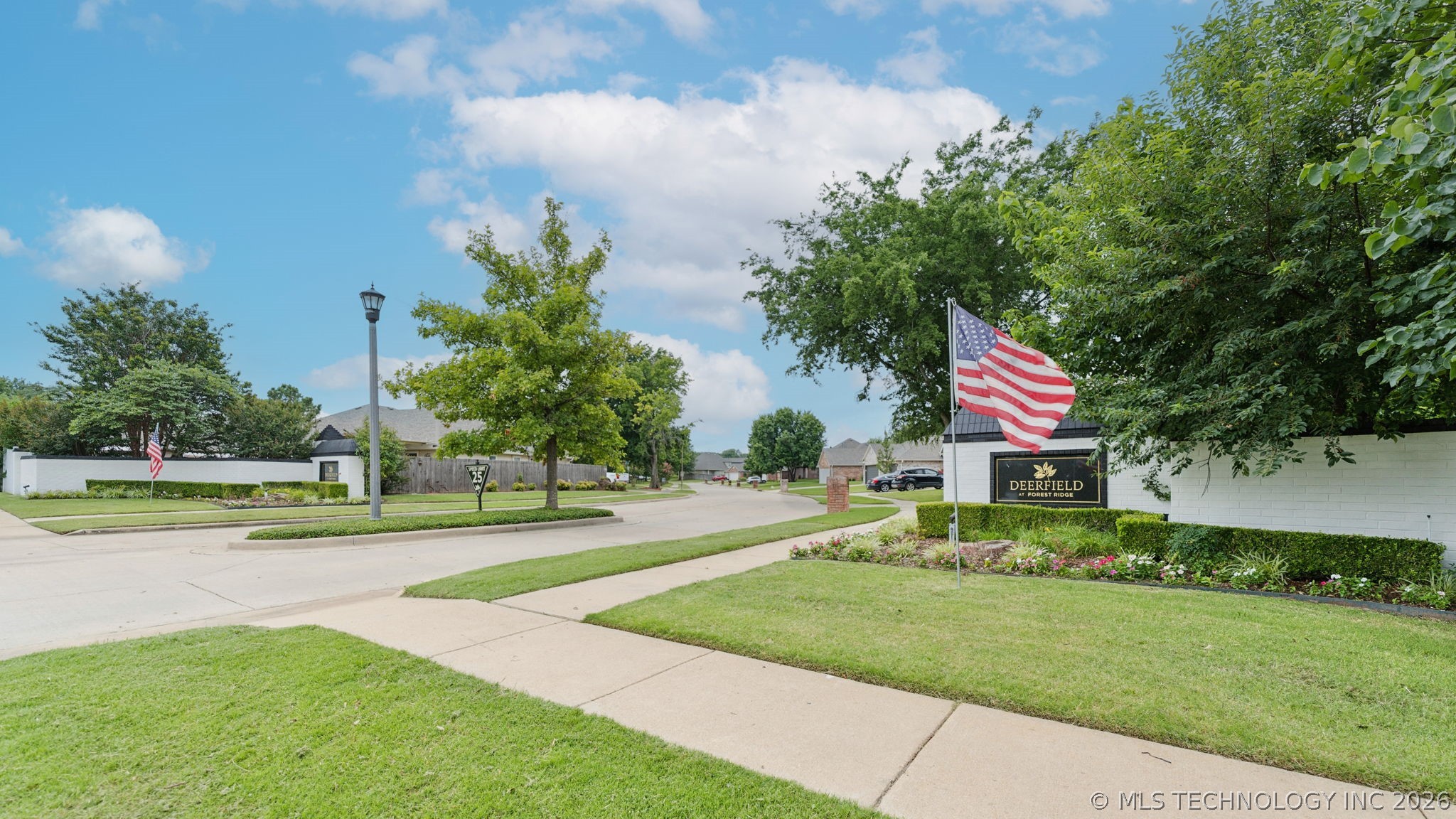 521 S 63rd Place Property Photo 38