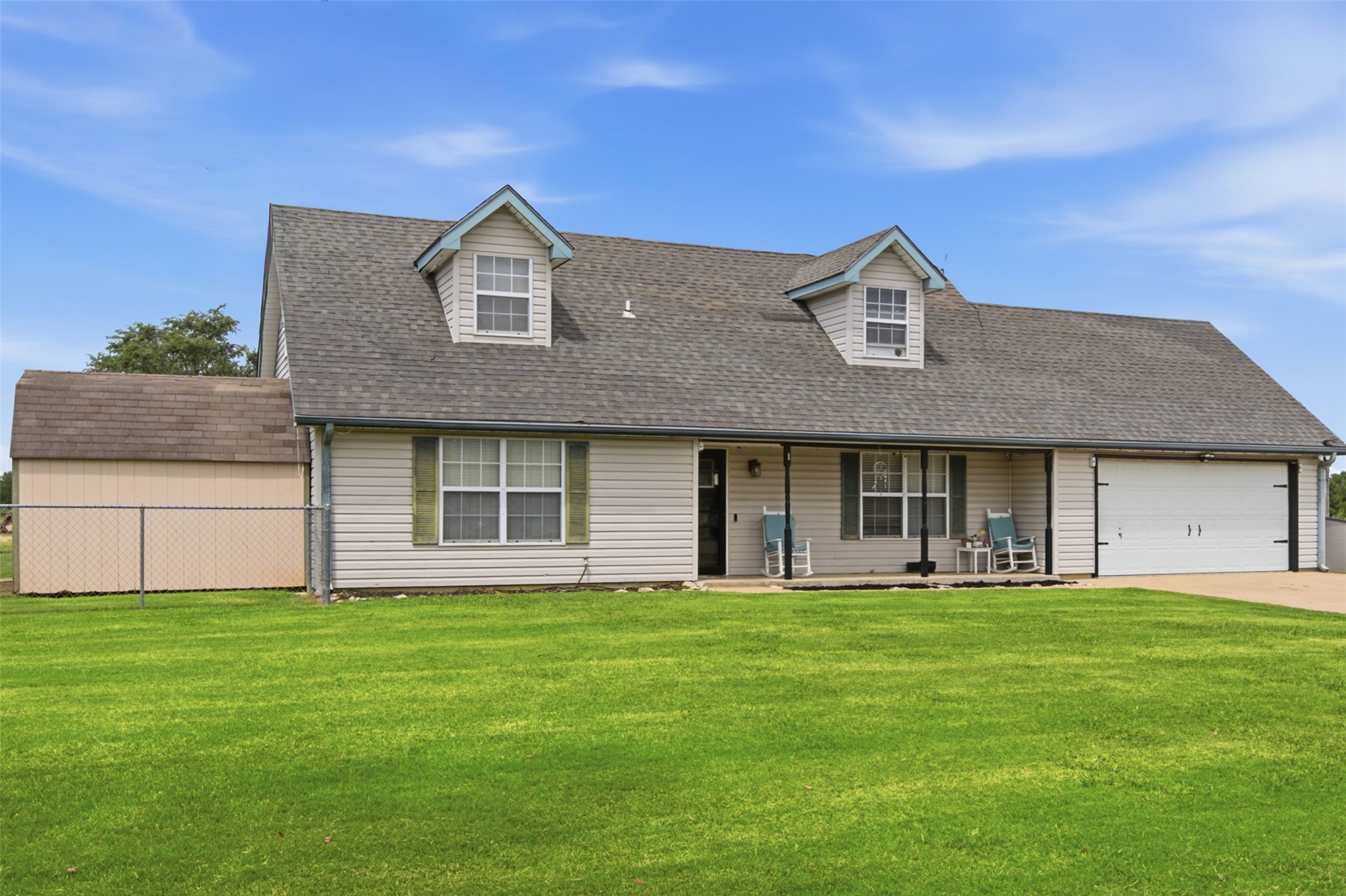 1 Secondine Court Property Photo 2