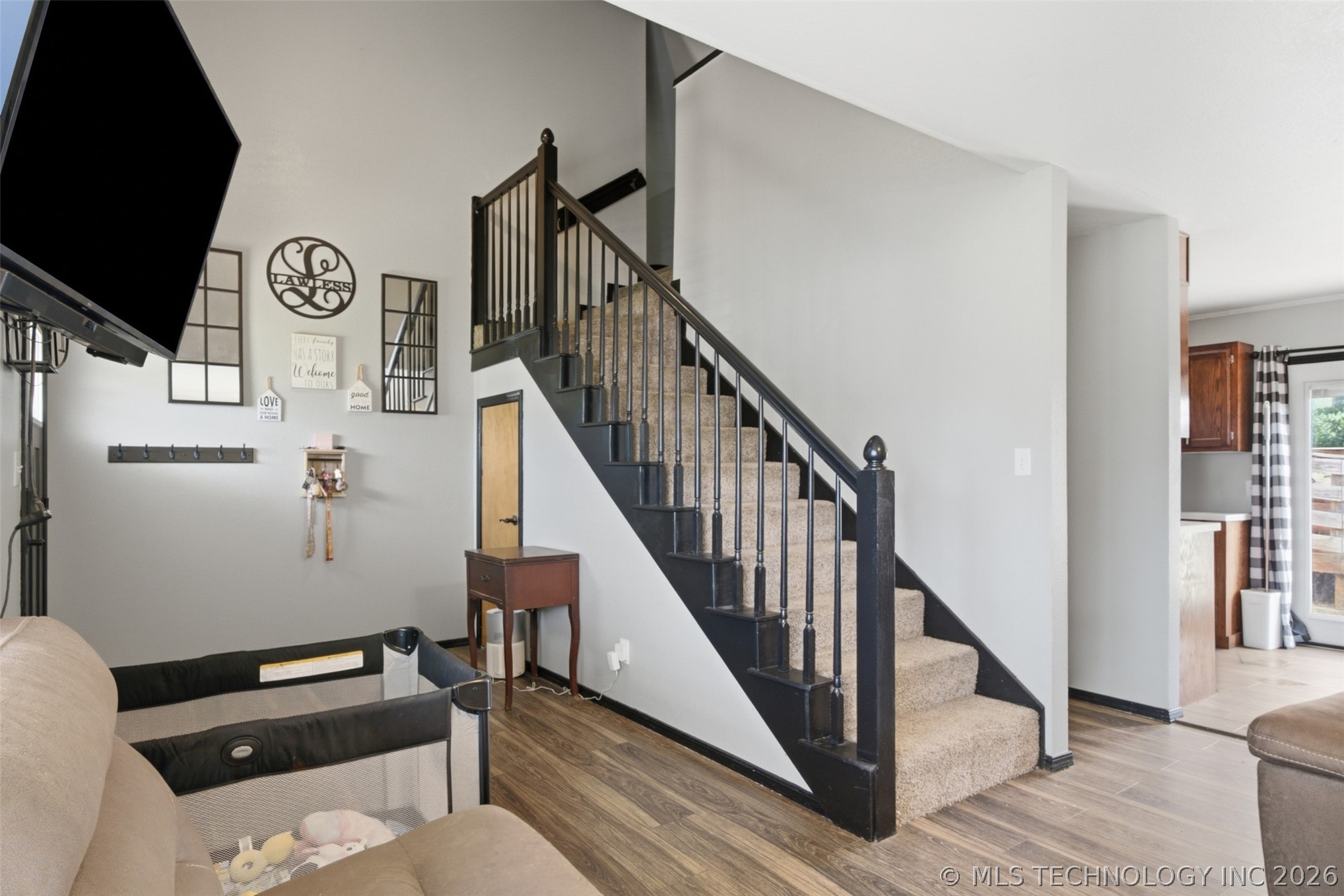 1 Secondine Court Property Photo 4