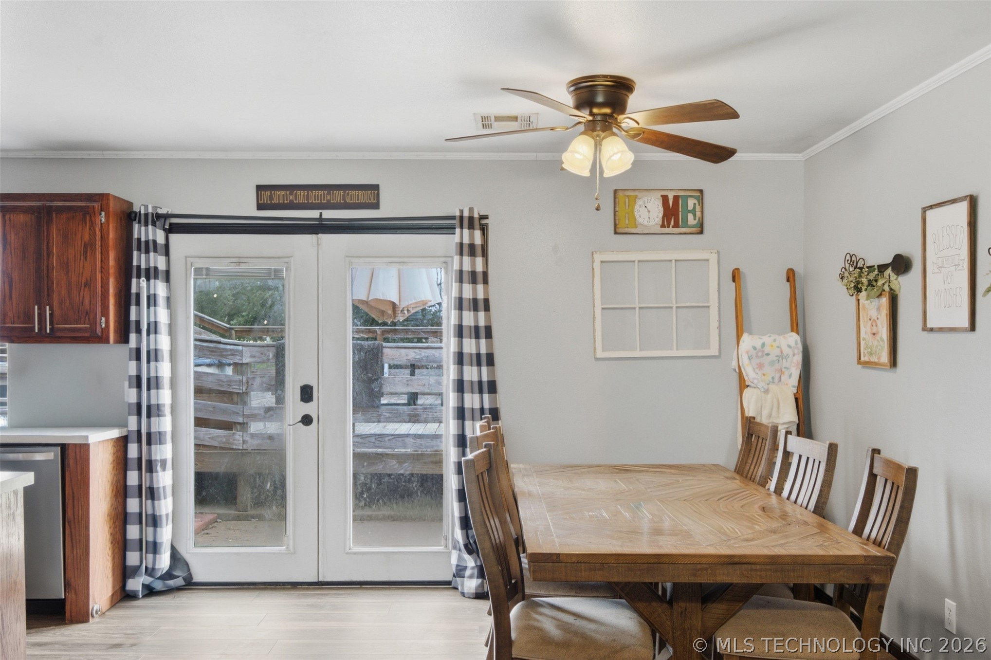 1 Secondine Court Property Photo 6