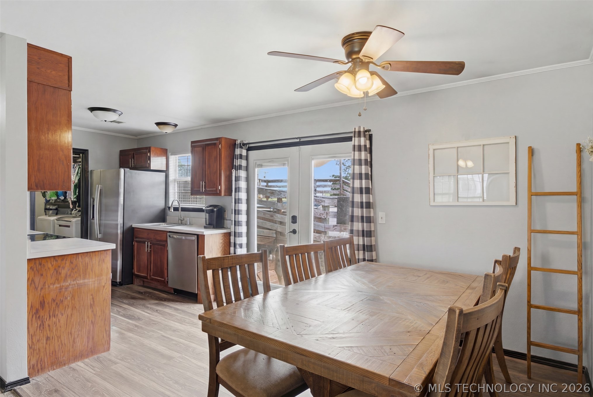1 Secondine Court Property Photo 8