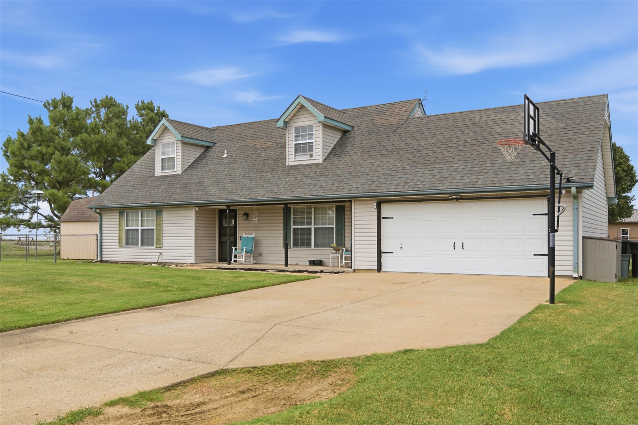 1 Secondine Court Property Photo 32