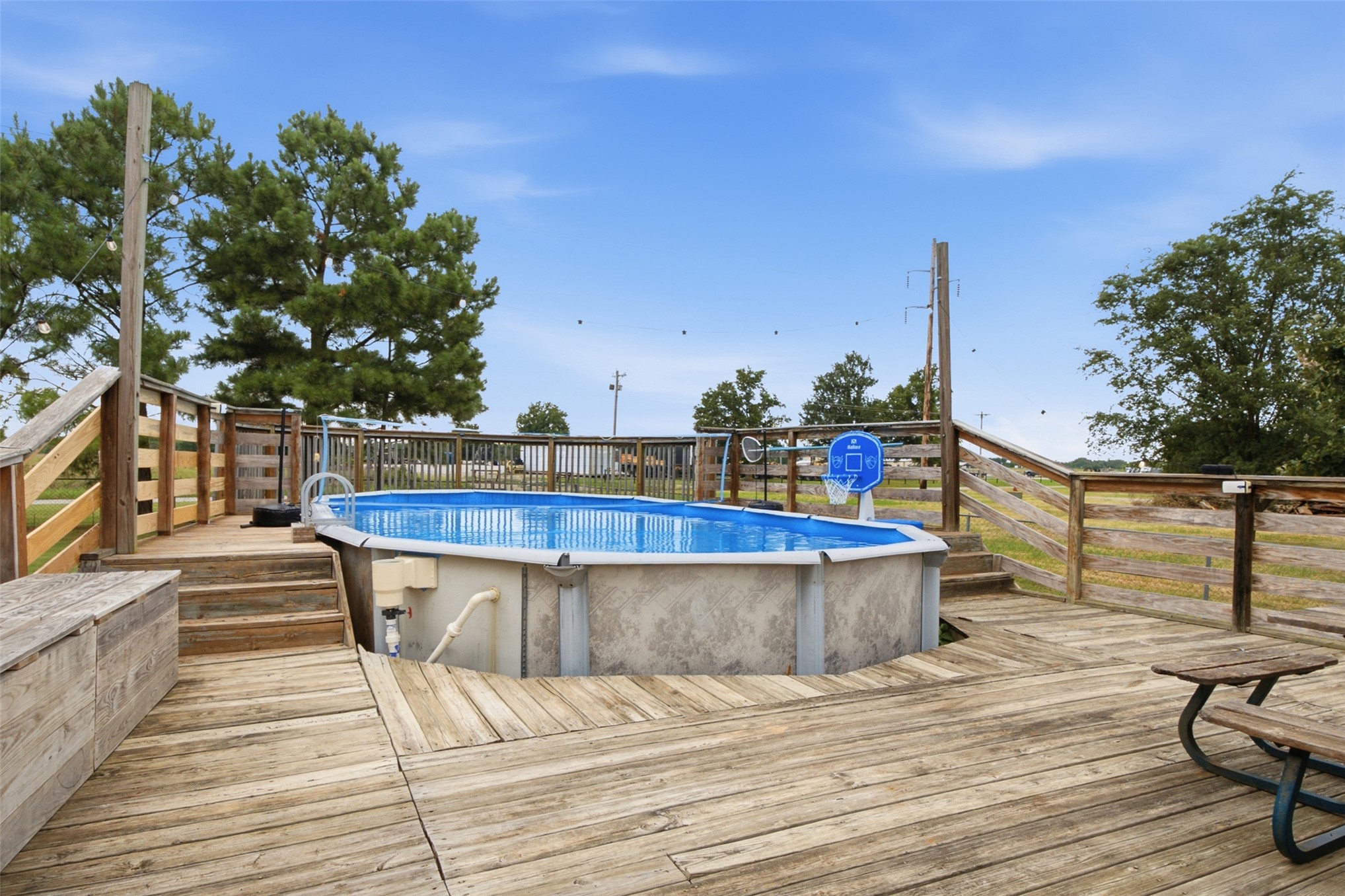 1 Secondine Court Property Photo 35