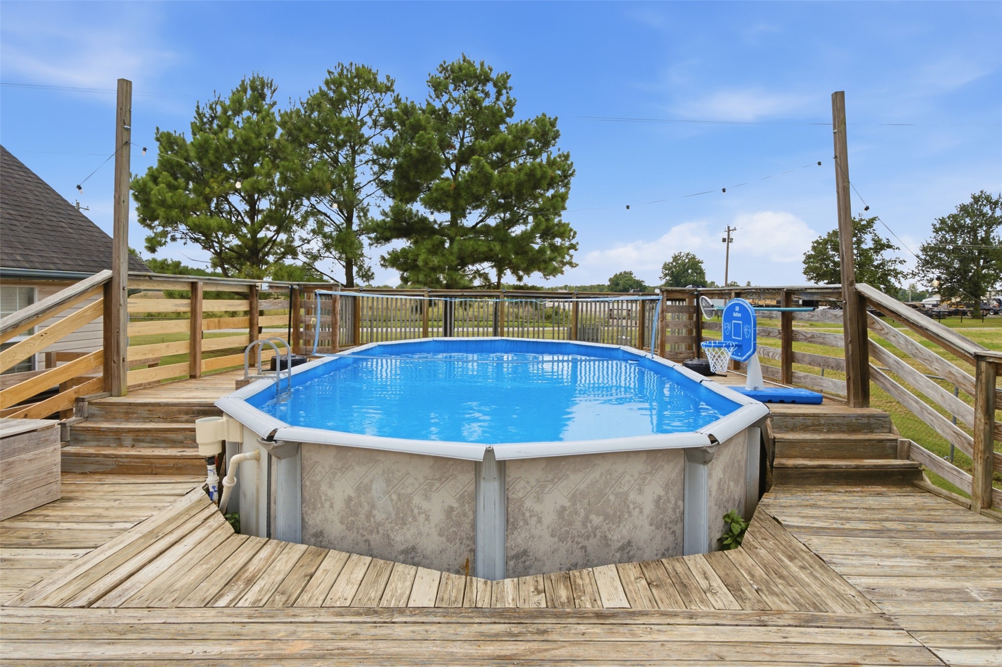 1 Secondine Court Property Photo 36