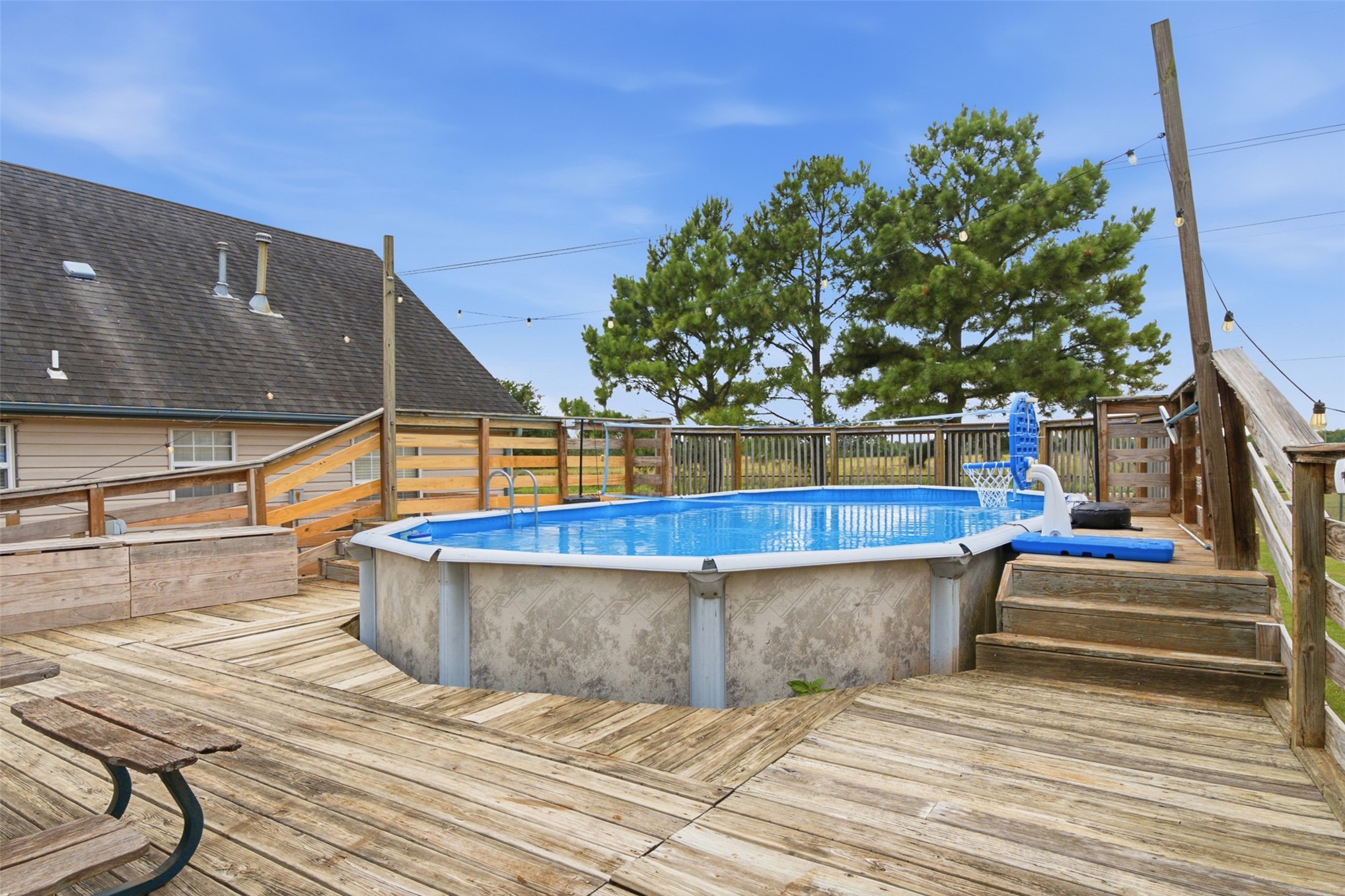 1 Secondine Court Property Photo 37
