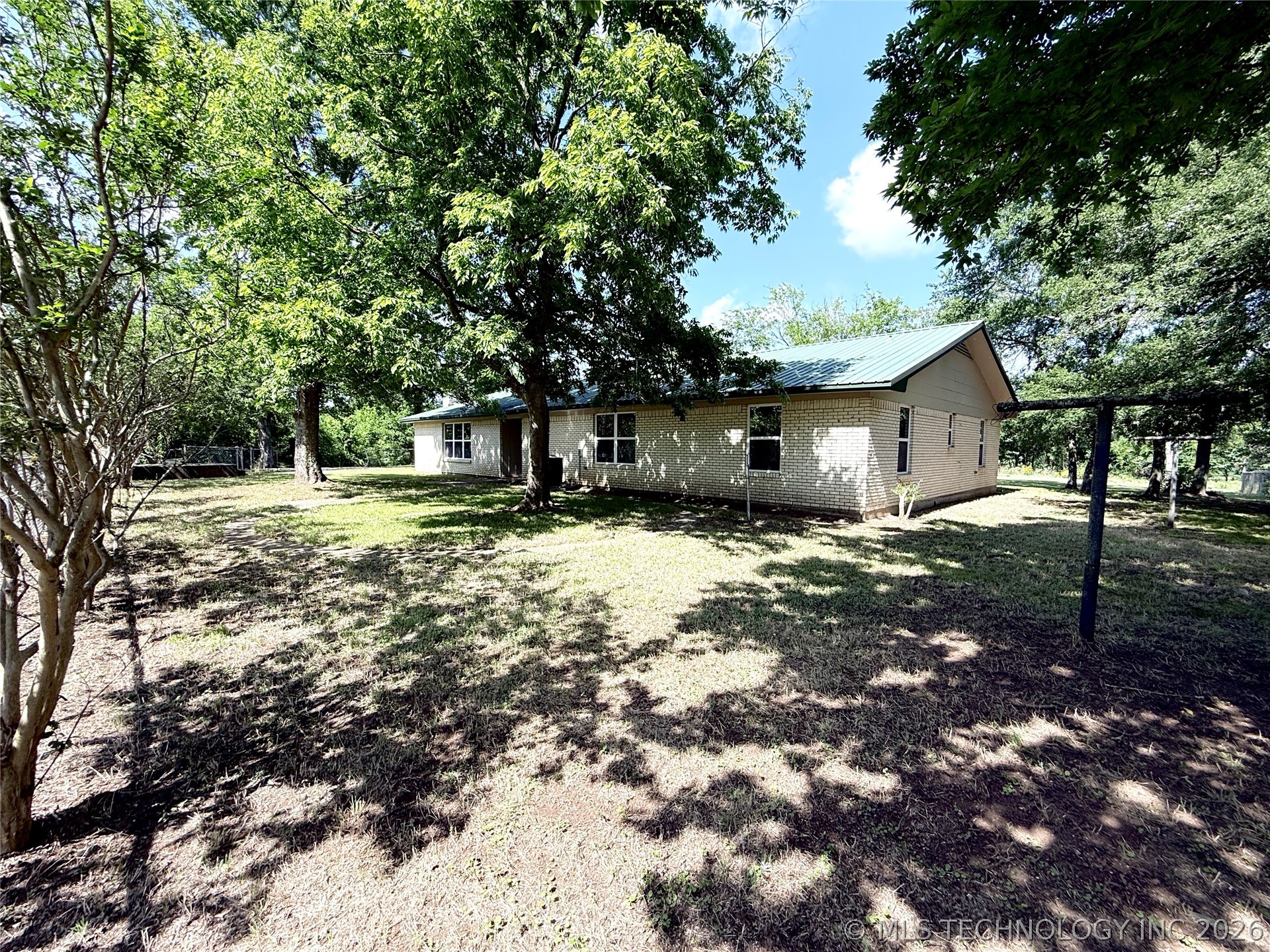 2835 Roy Roberts Road Property Photo 6