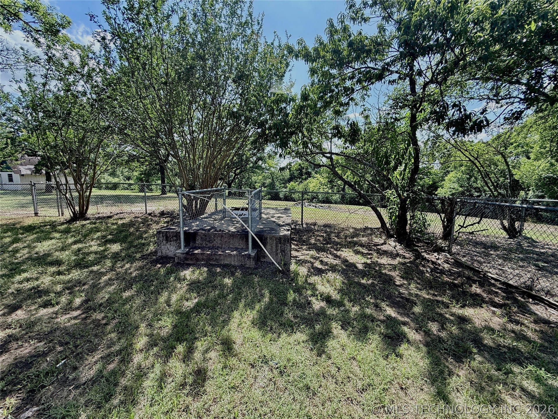 2835 Roy Roberts Road Property Photo 9