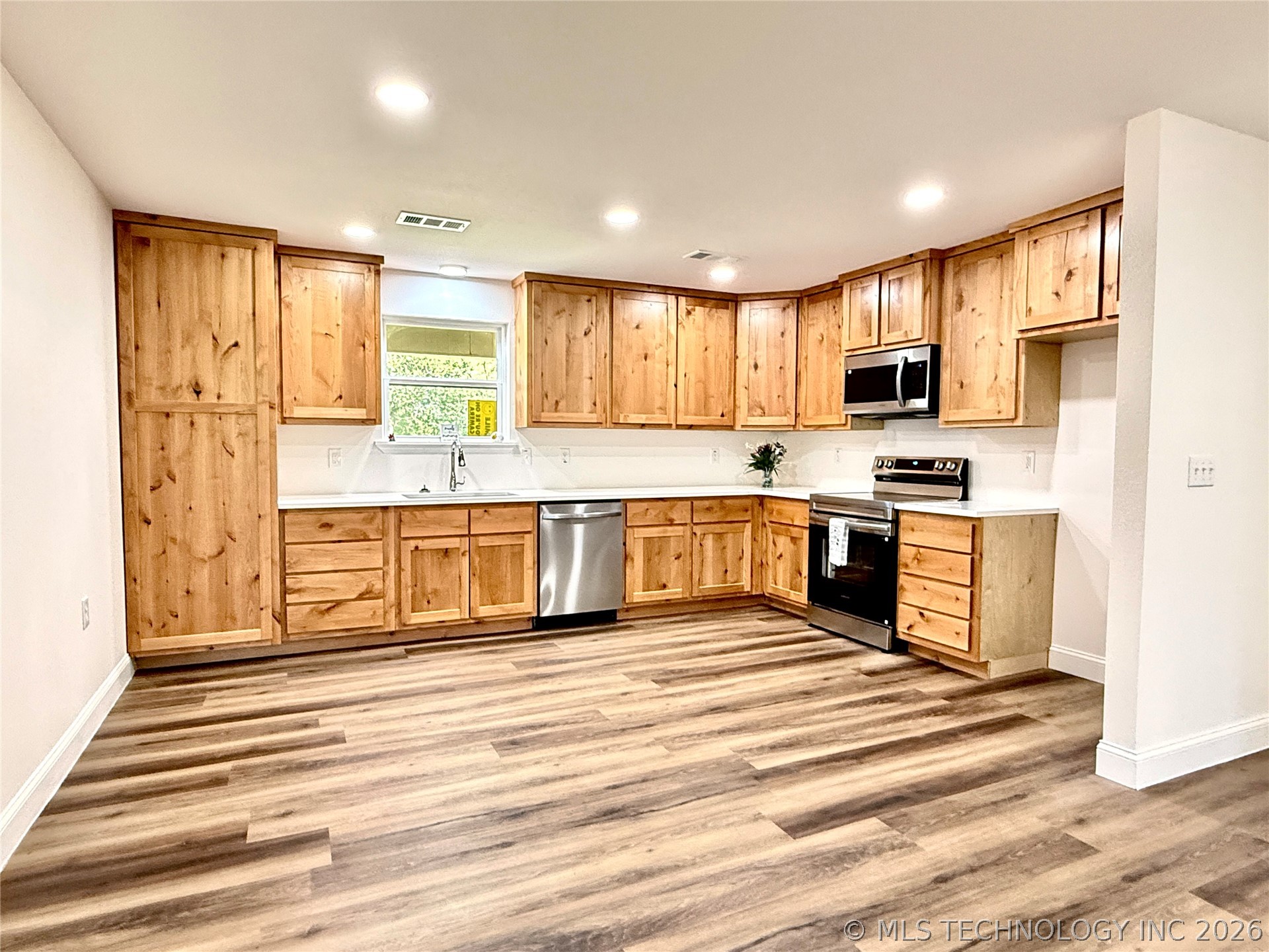 2835 Roy Roberts Road Property Photo 18