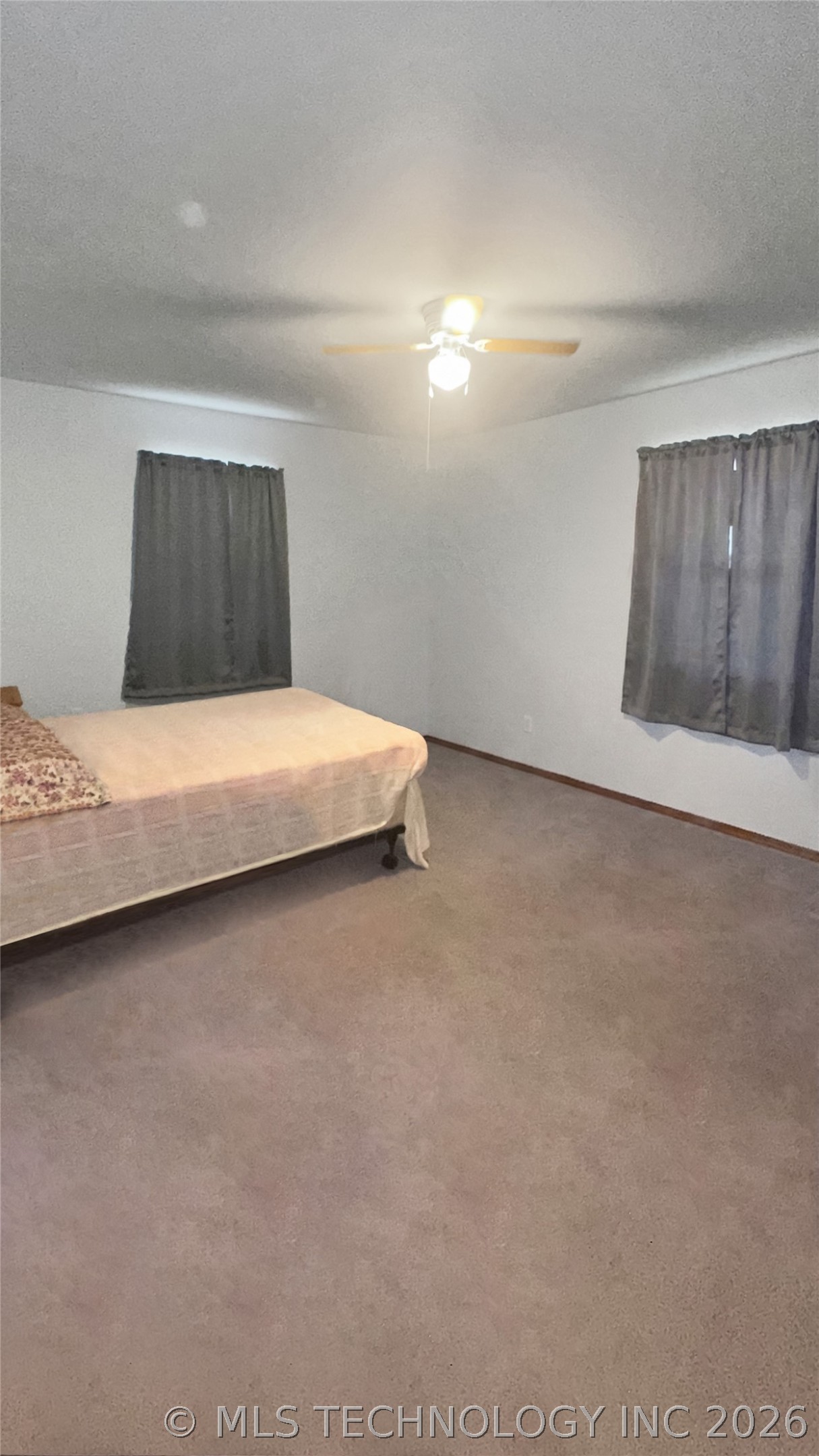 463 W 10th Street Property Photo 5