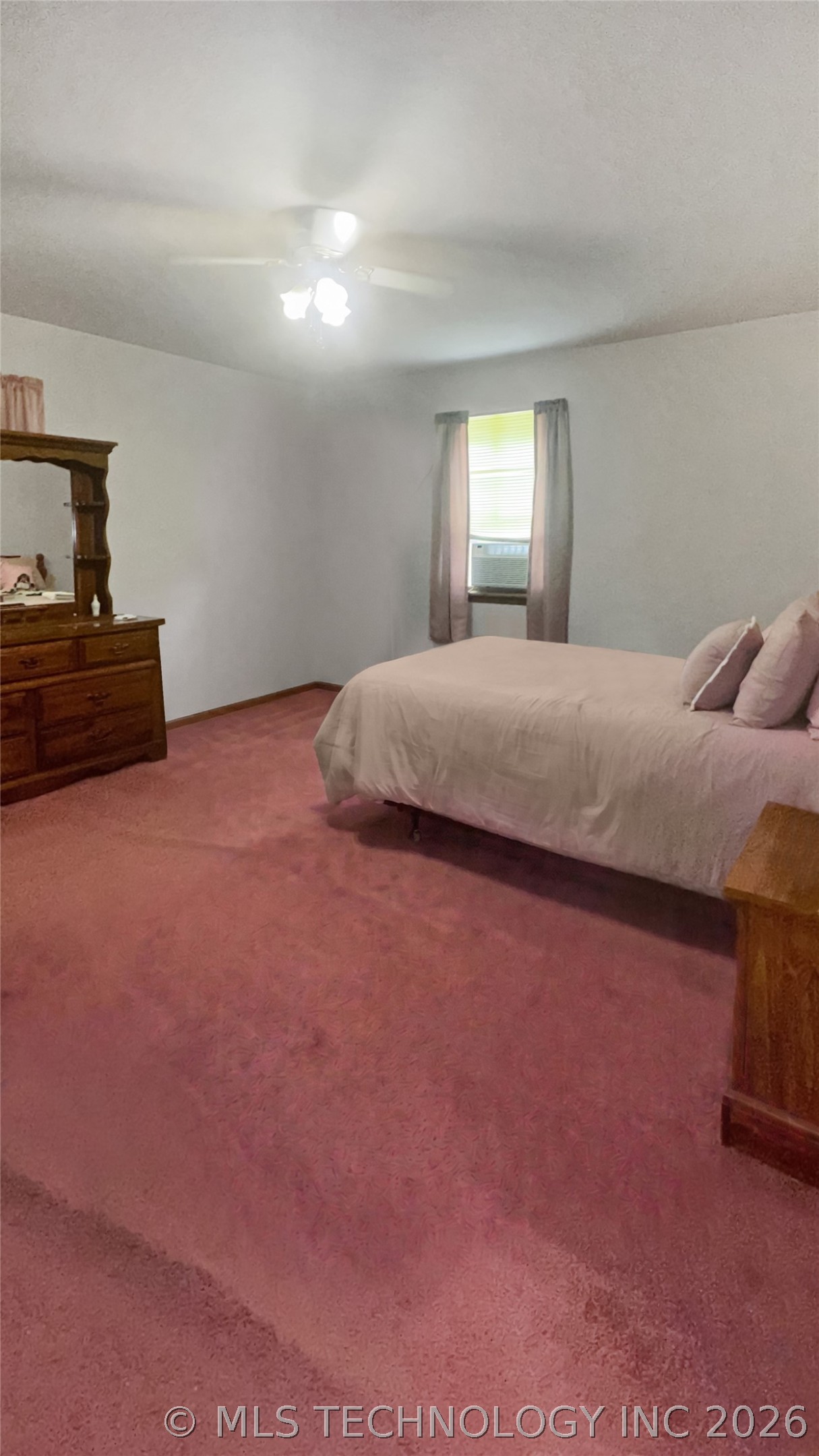 463 W 10th Street Property Photo 6