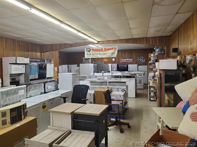 507 W Broadway Street Property Photo 18