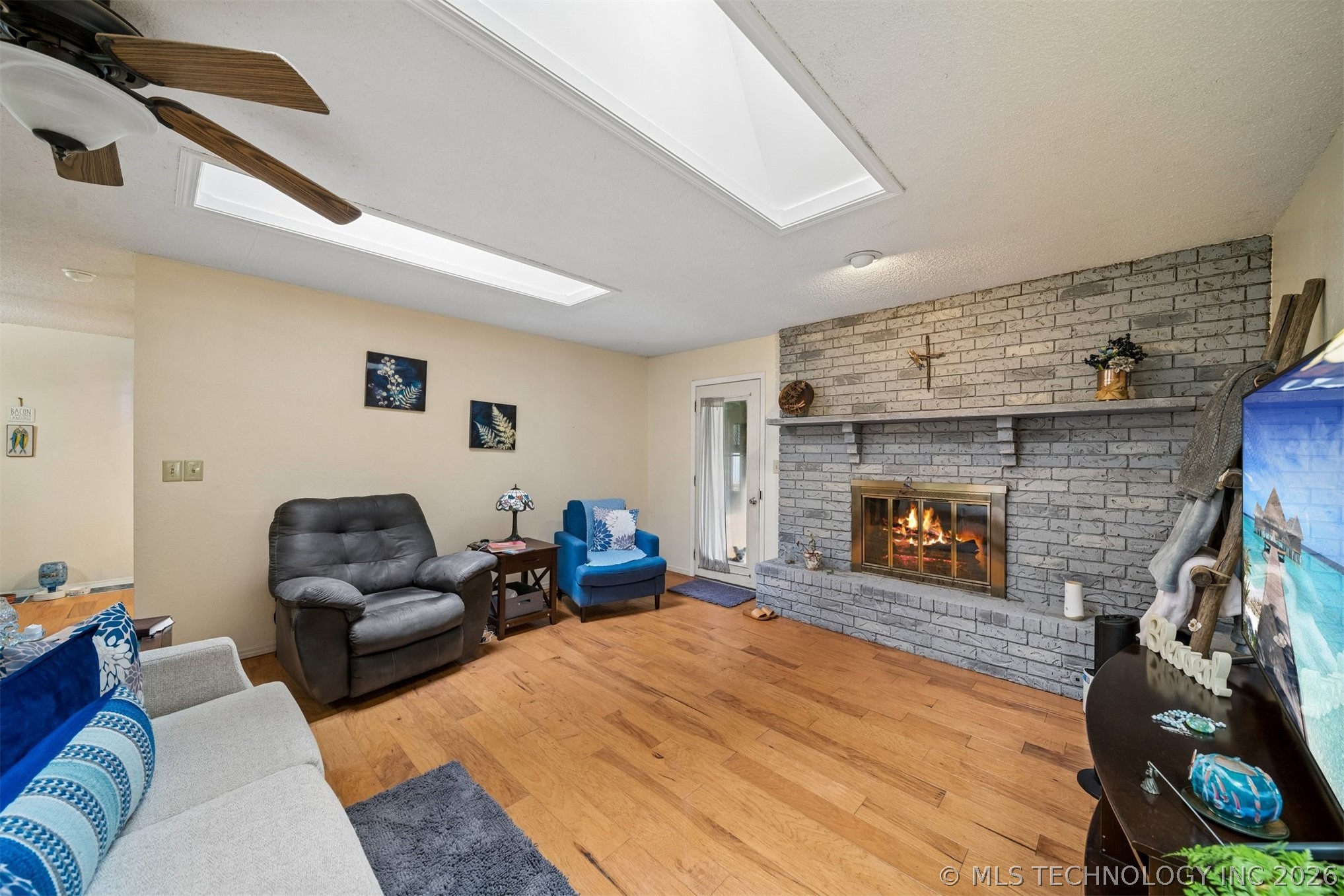 21585 S Glenwood Drive Property Photo 13