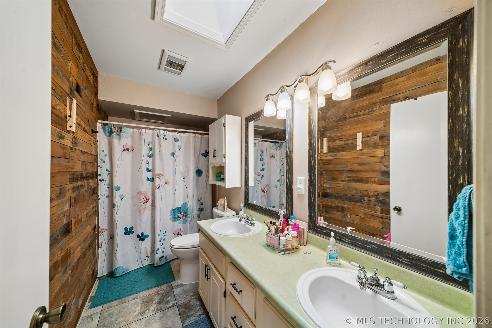 21585 S Glenwood Drive Property Photo 20