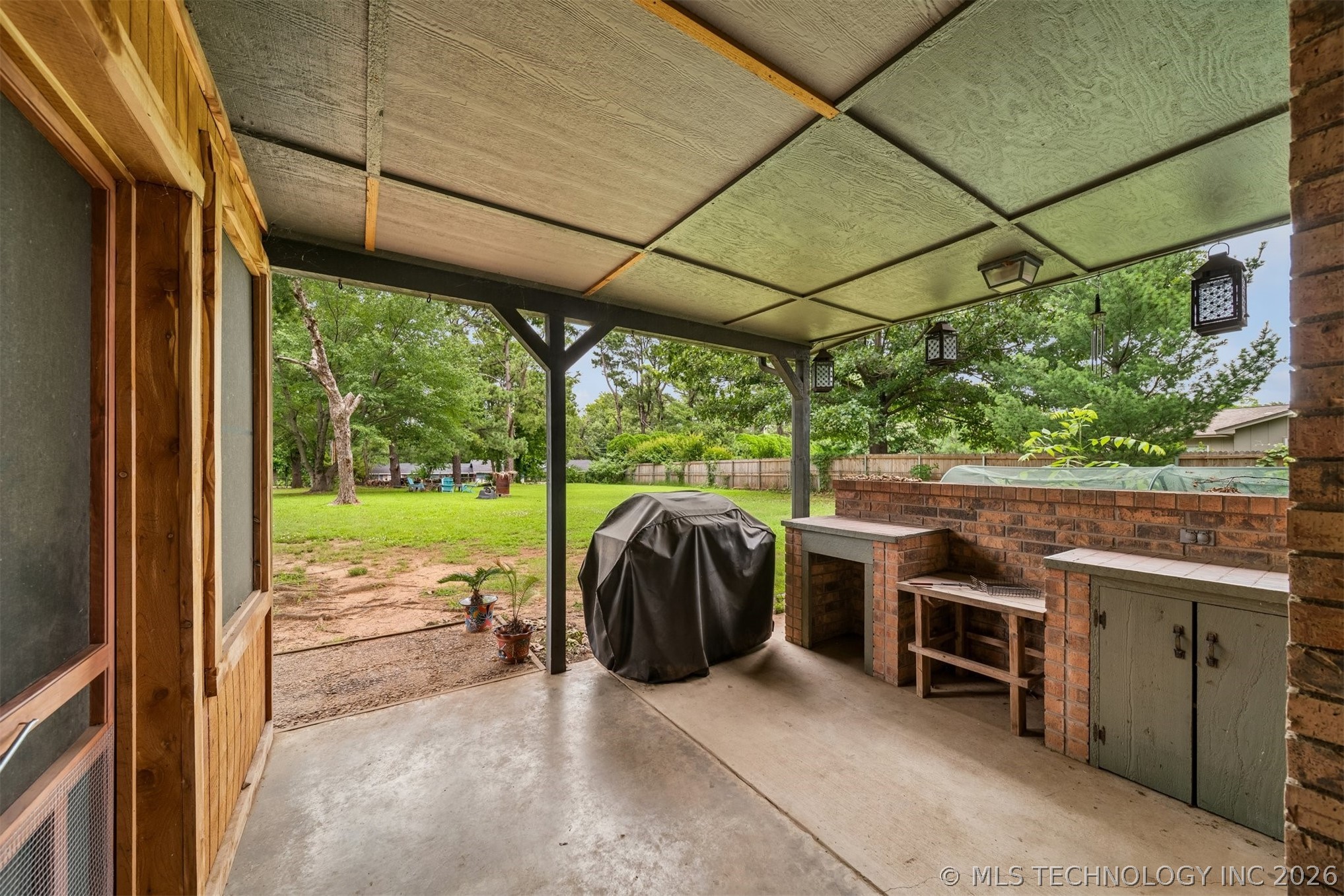 21585 S Glenwood Drive Property Photo 29