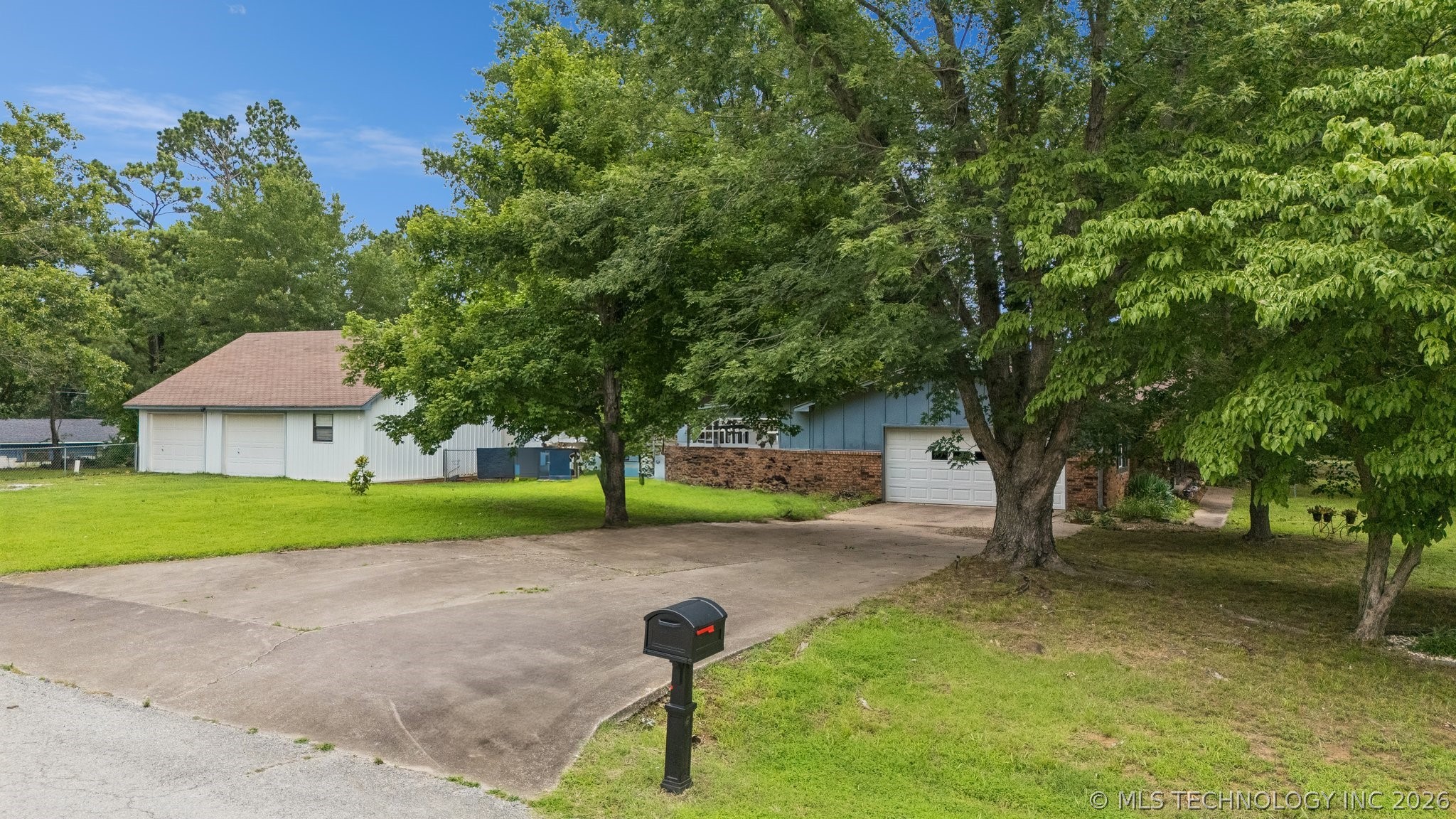 21585 S Glenwood Drive Property Photo 43