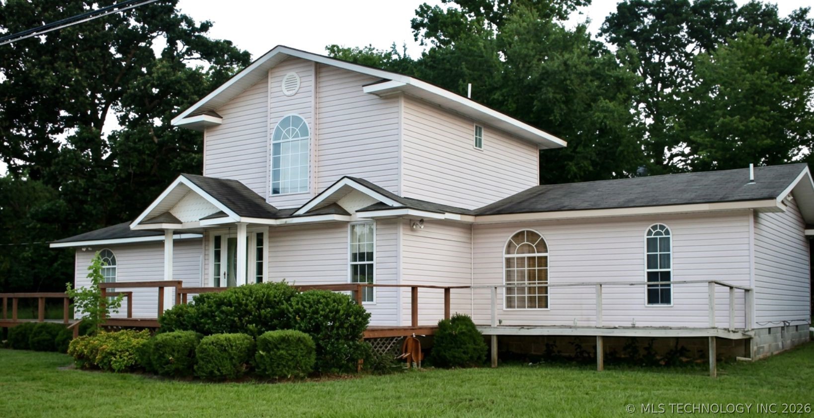 314 W Sandy Creek Road Property Photo 1