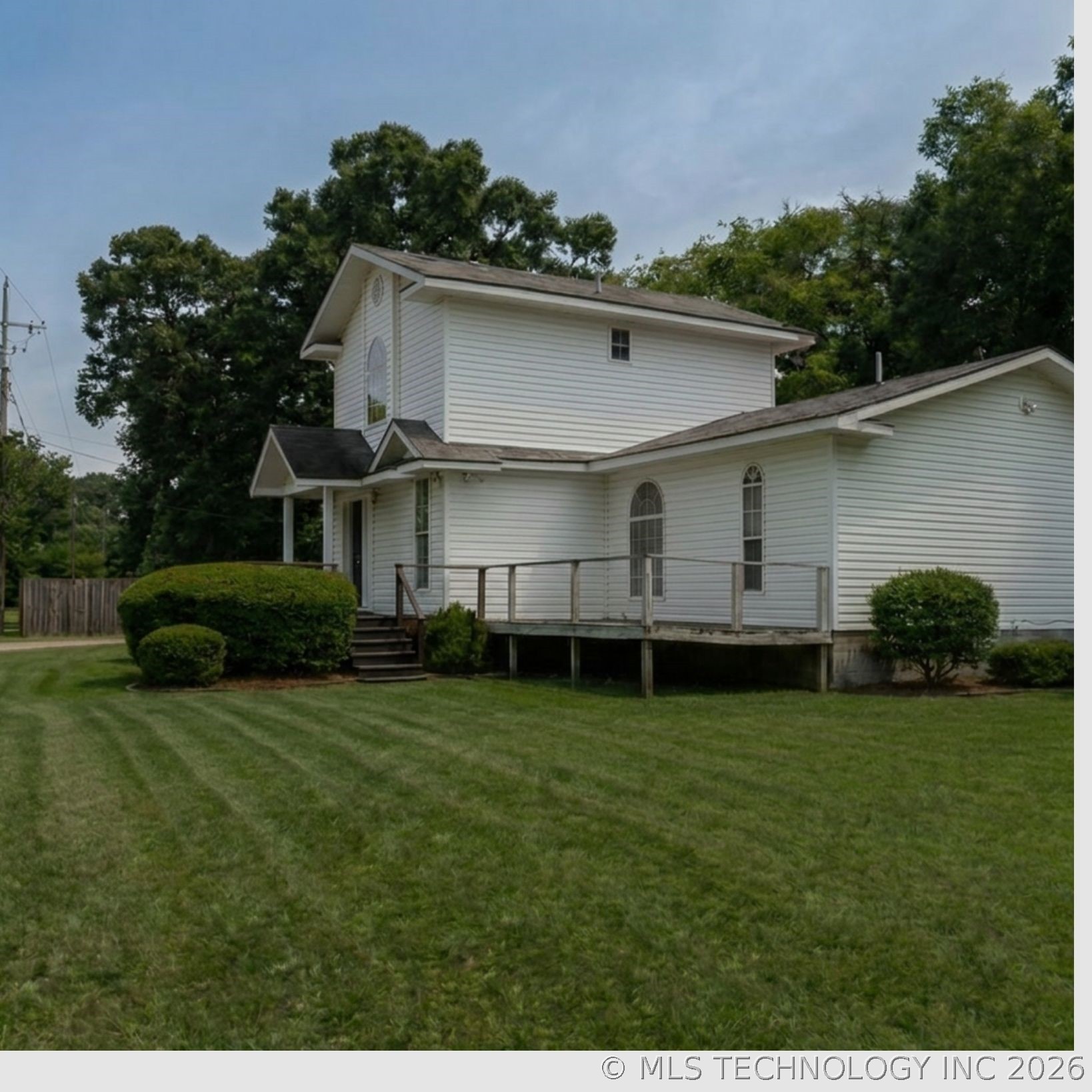 314 W Sandy Creek Road Property Photo 2