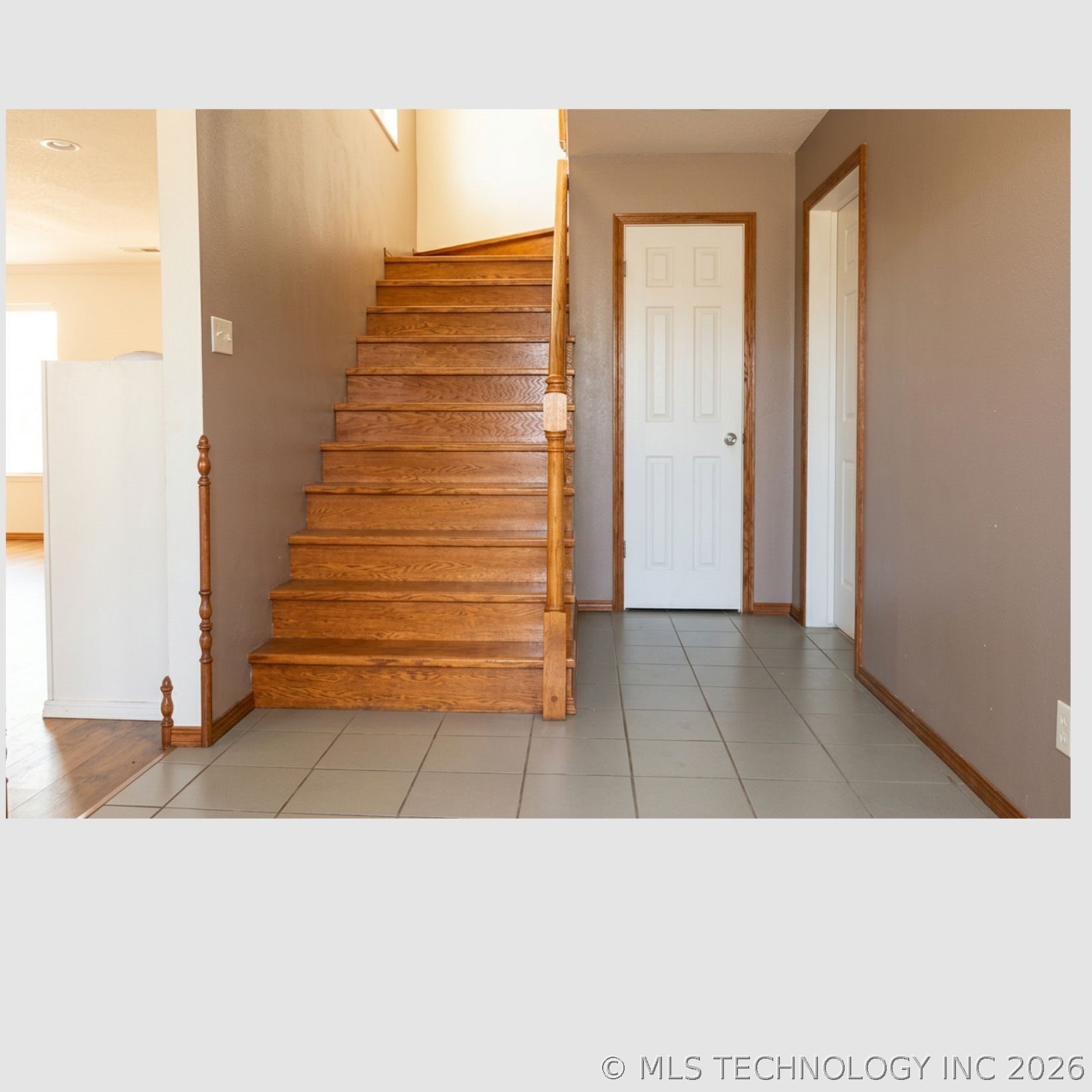 314 W Sandy Creek Road Property Photo 3