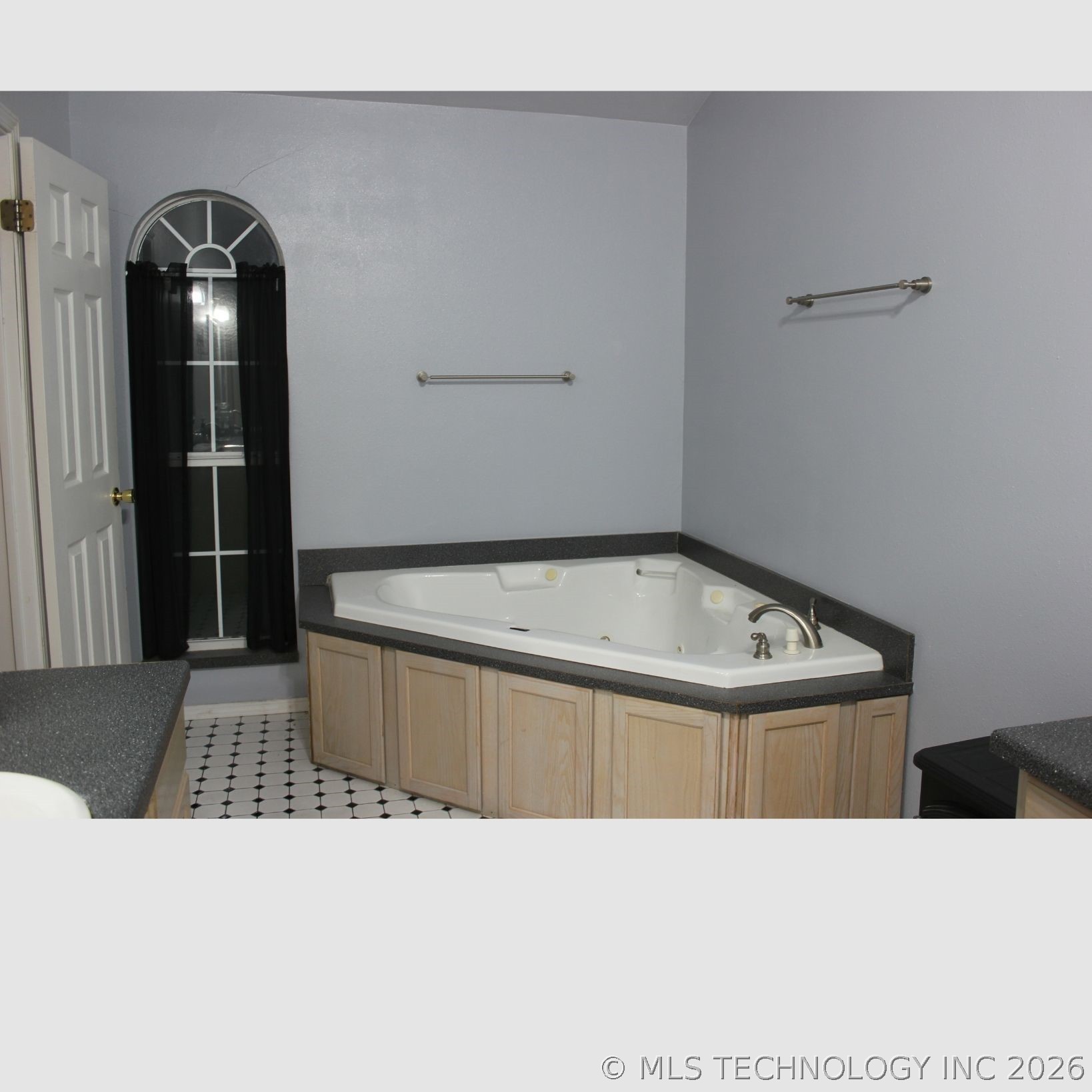 314 W Sandy Creek Road Property Photo 15