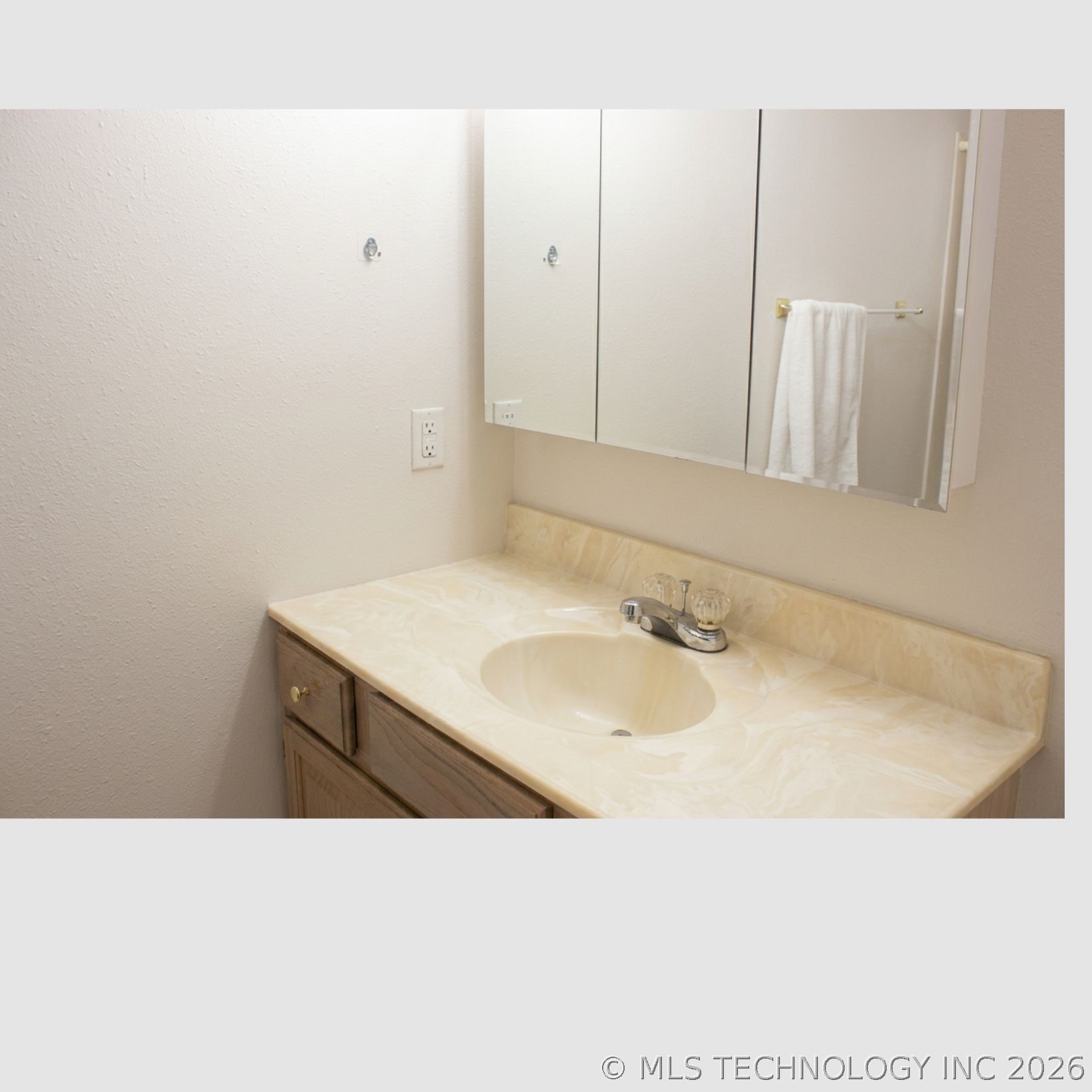314 W Sandy Creek Road Property Photo 22