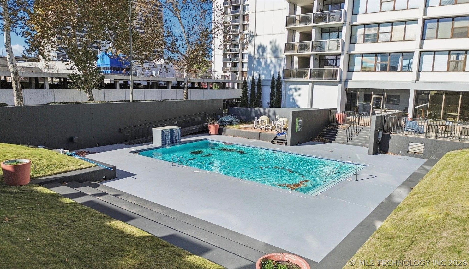 2622768 Property Photo 35