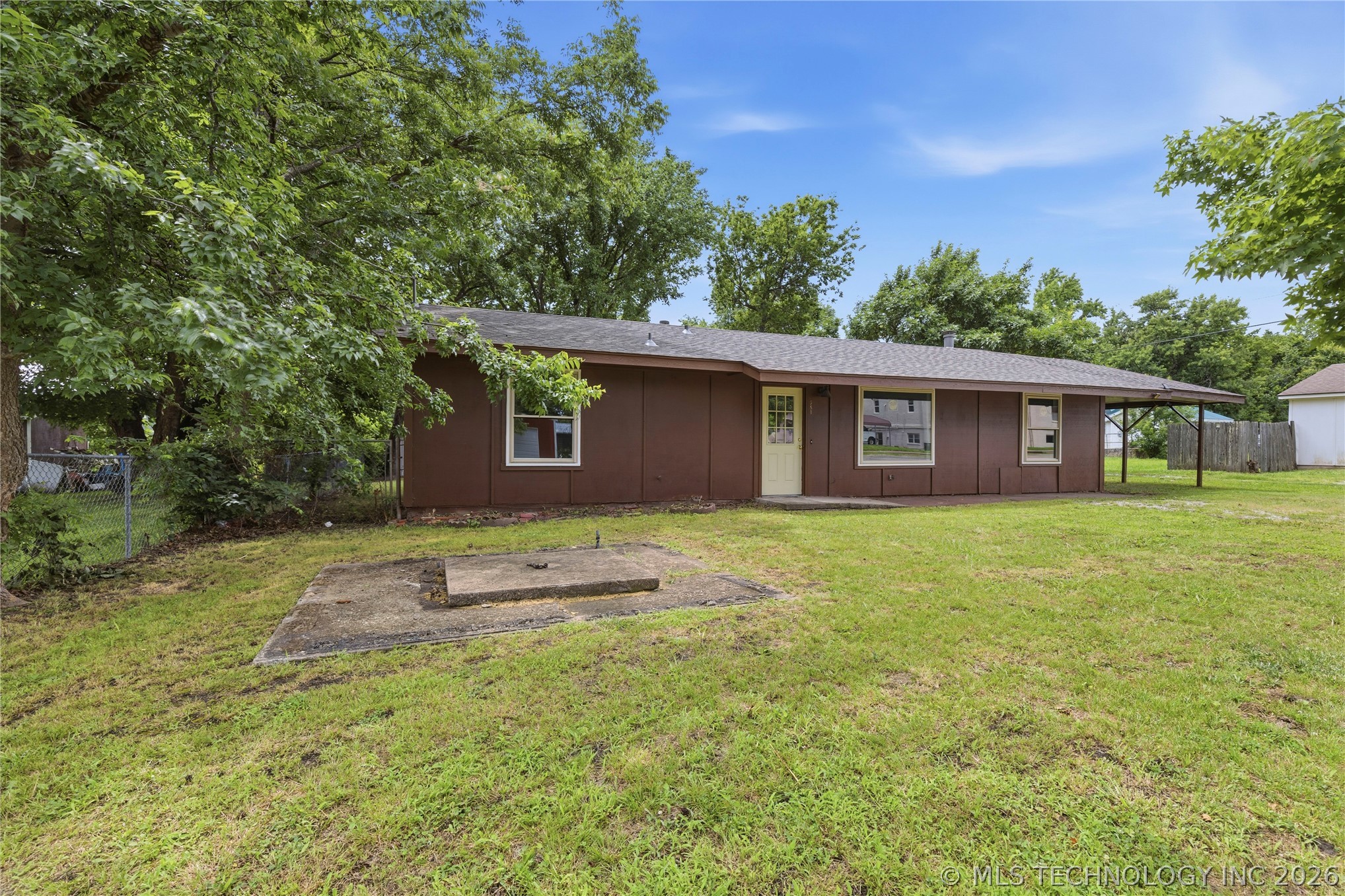 551 Delaware Avenue Property Photo 25