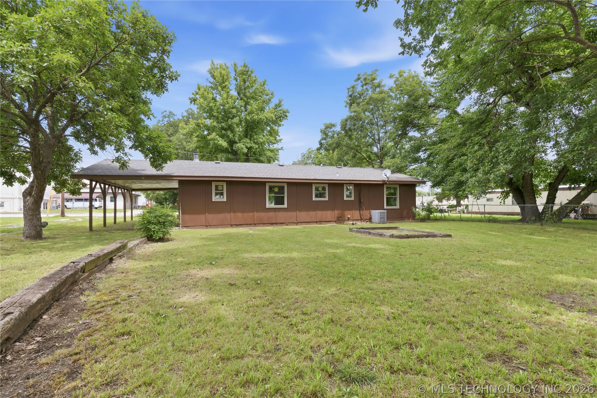 551 Delaware Avenue Property Photo 26