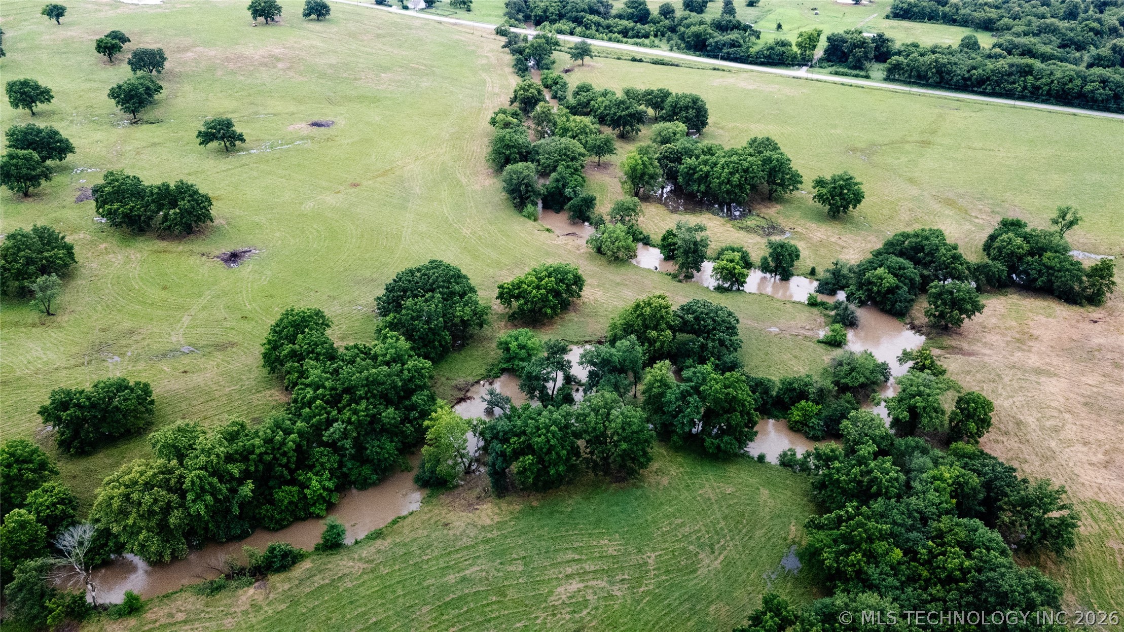 Old Taft Road Property Photo 11