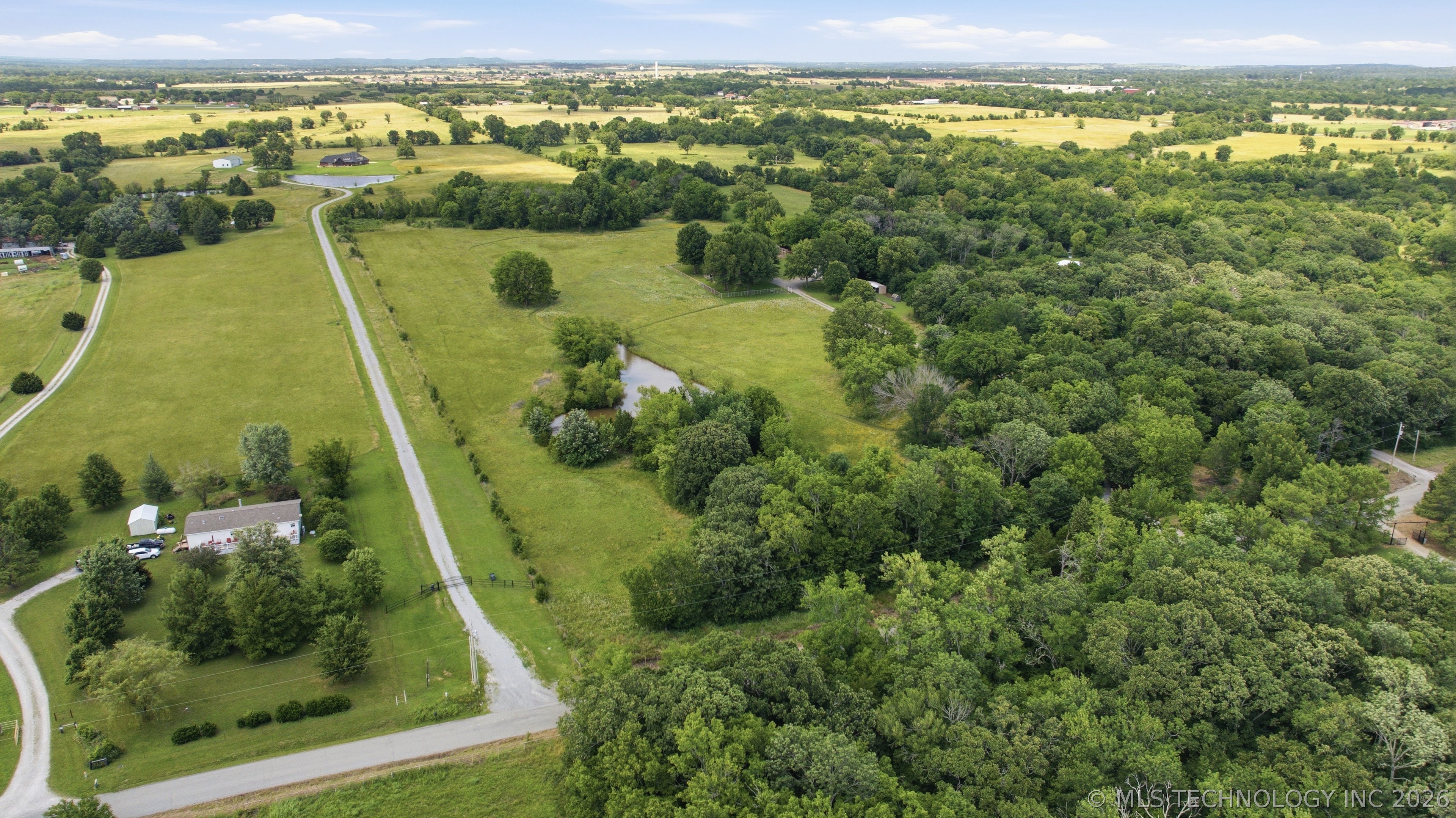 14455 E 600 Road Property Photo 3