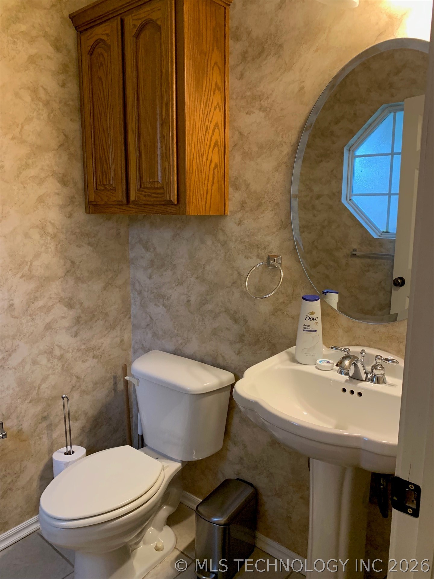 8116 E 74th Court Property Photo 4