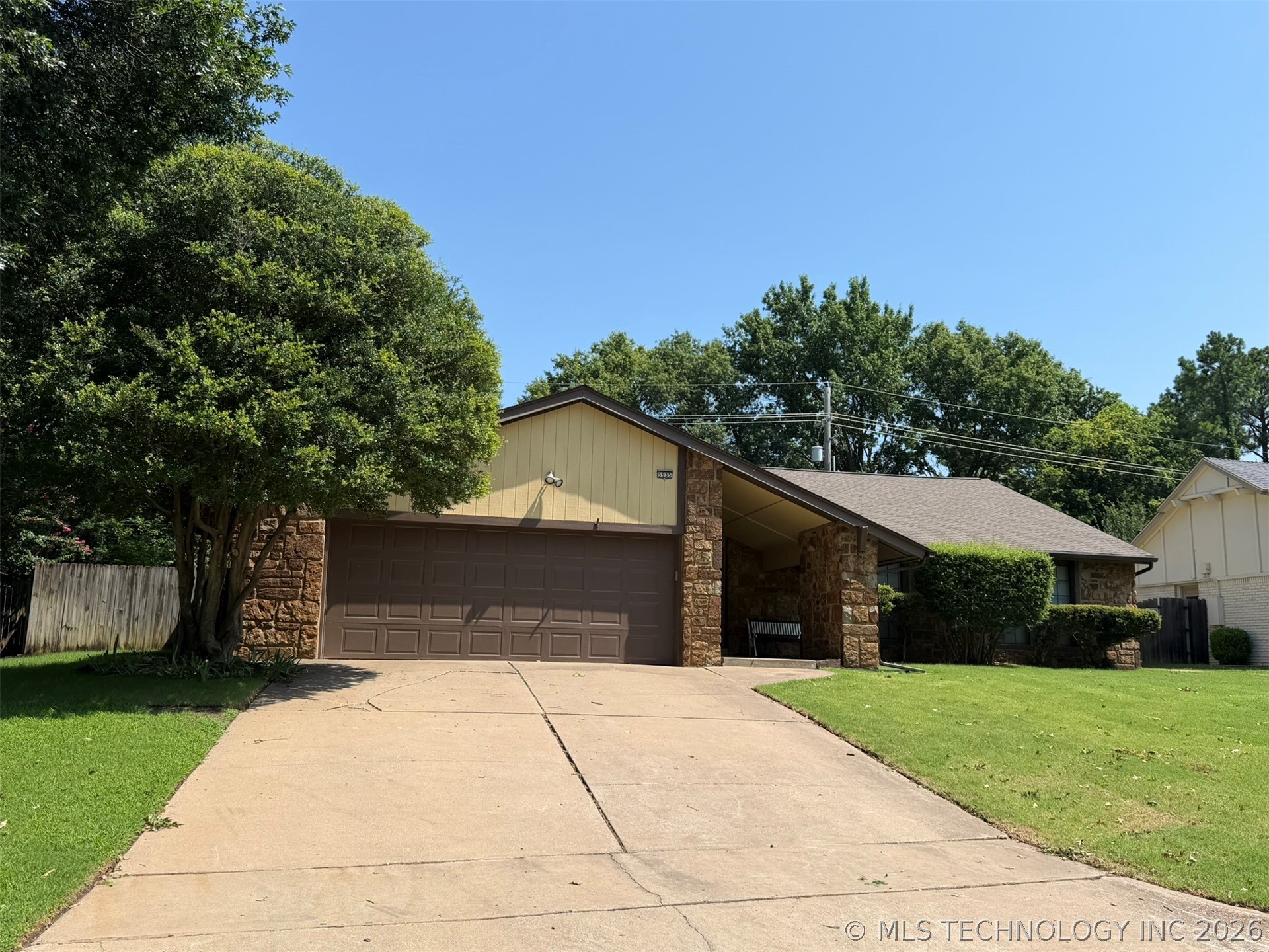 5935 E 79th Street Property Photo 2