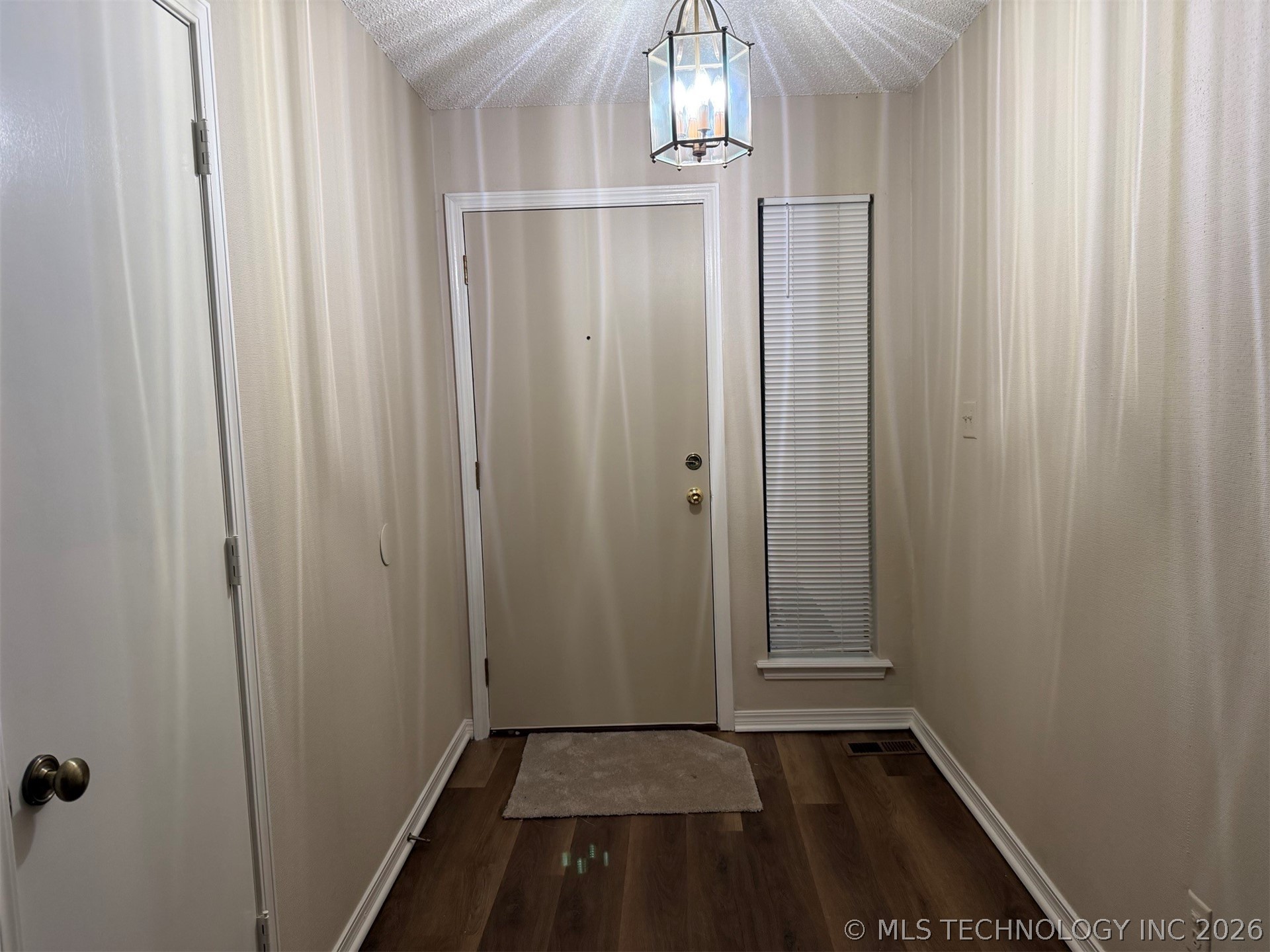 5935 E 79th Street Property Photo 6