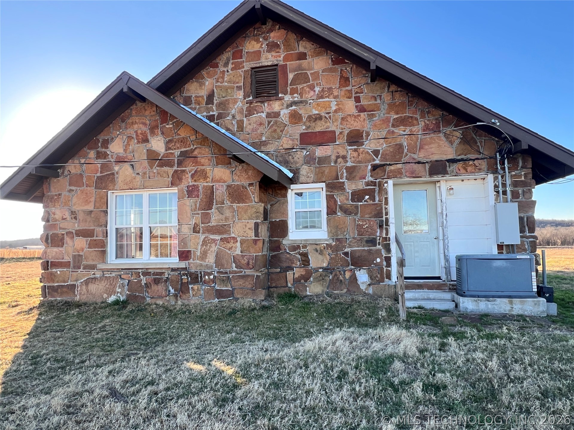 6916 State Hwy 113 Property Photo 3