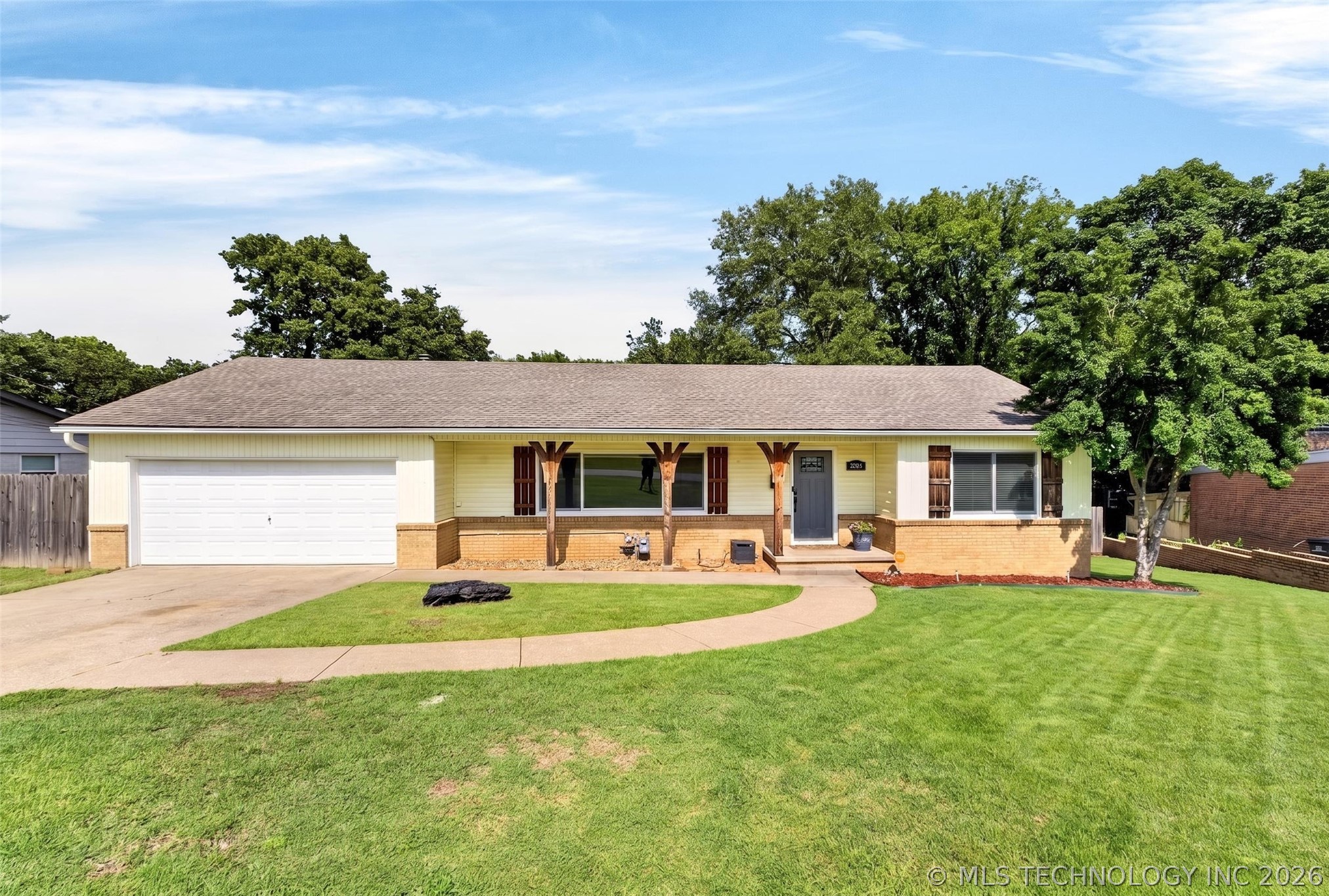 1604 Smysor Drive Property Photo 4