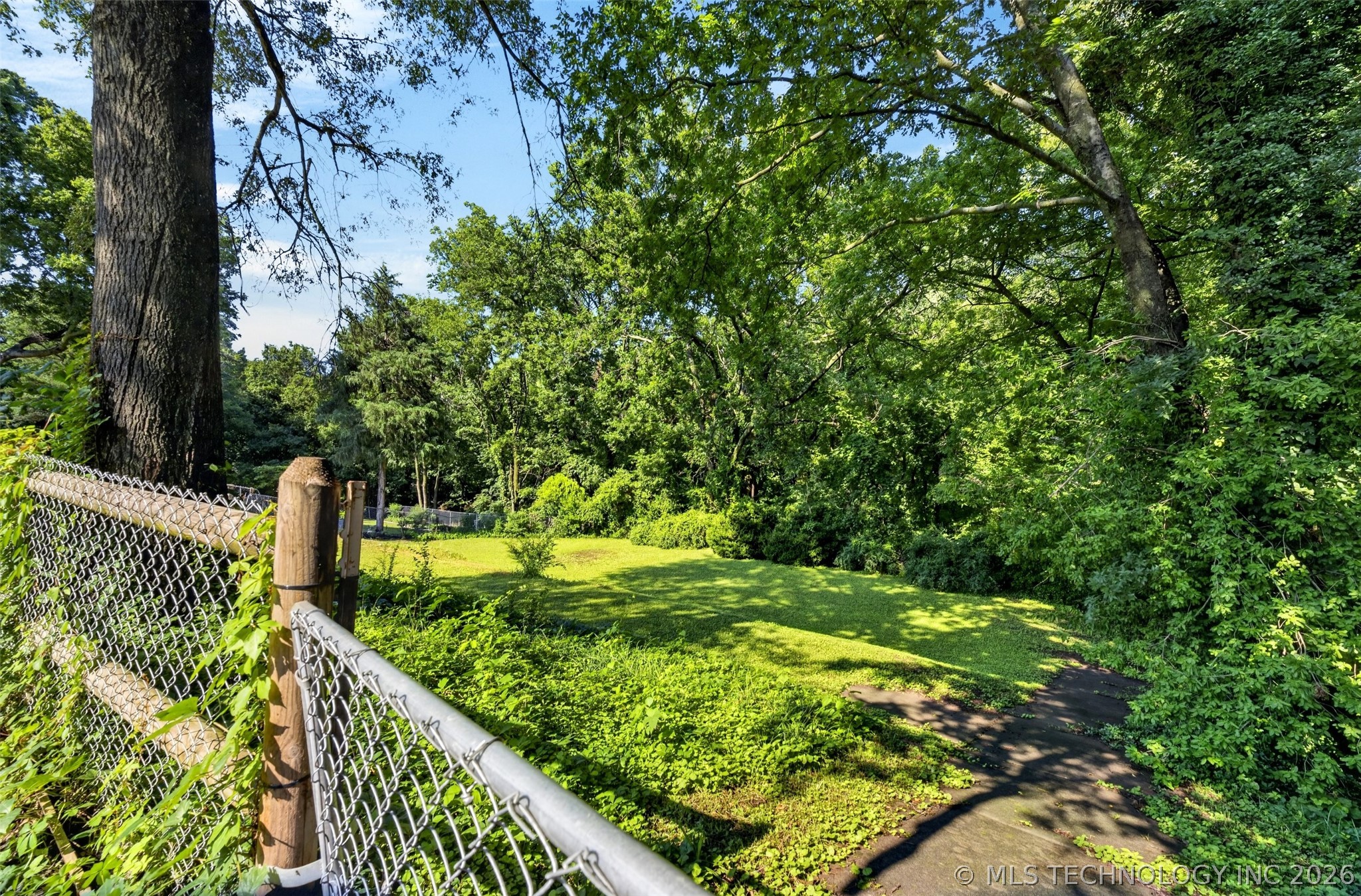 1604 Smysor Drive Property Photo 49