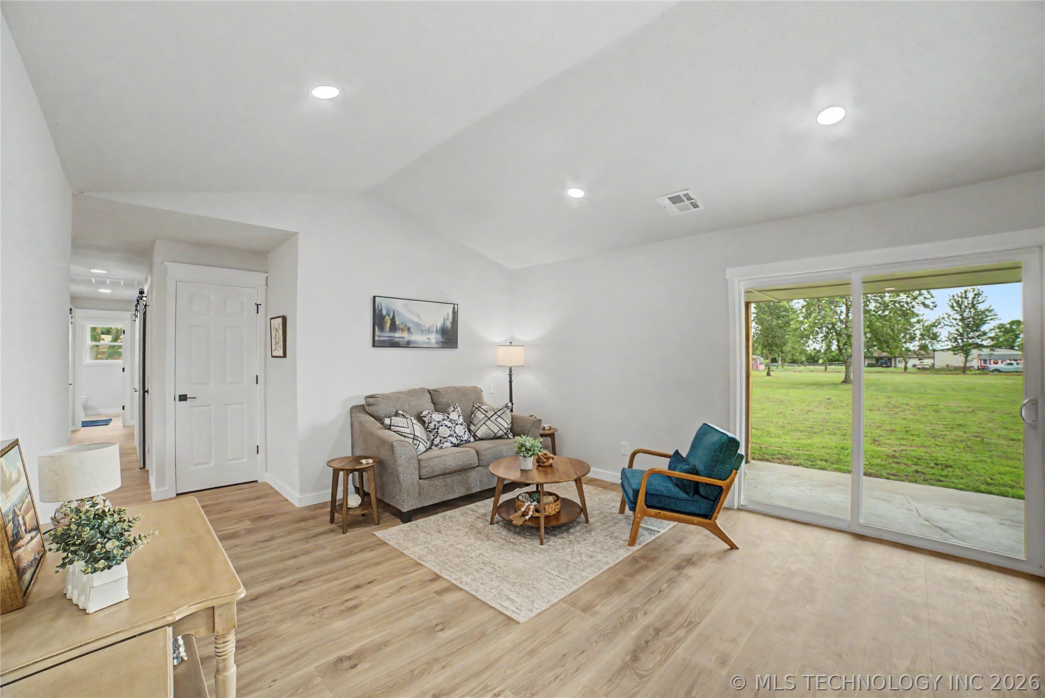 17074 E 107th Street N Property Photo 10