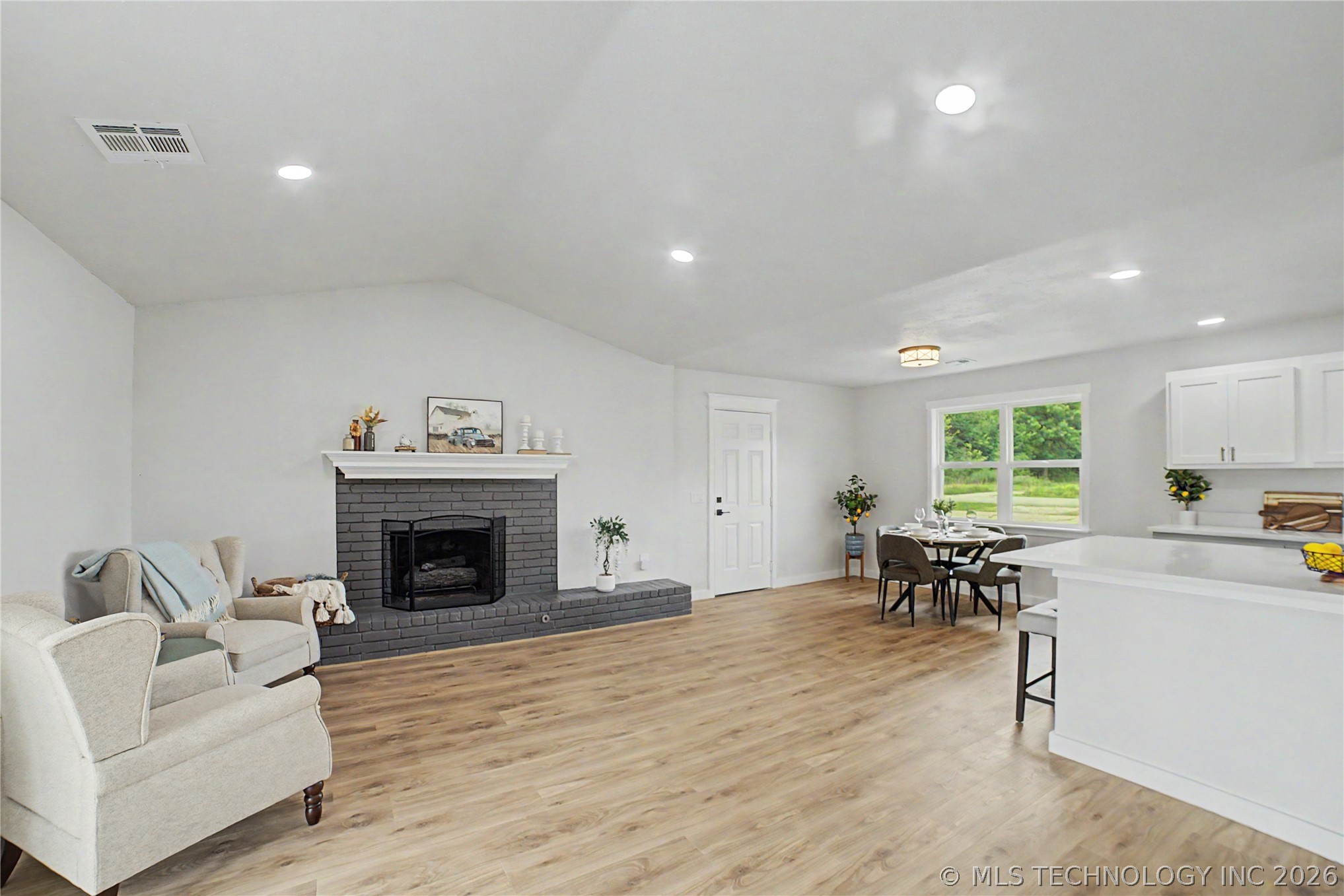 17074 E 107th Street N Property Photo 13