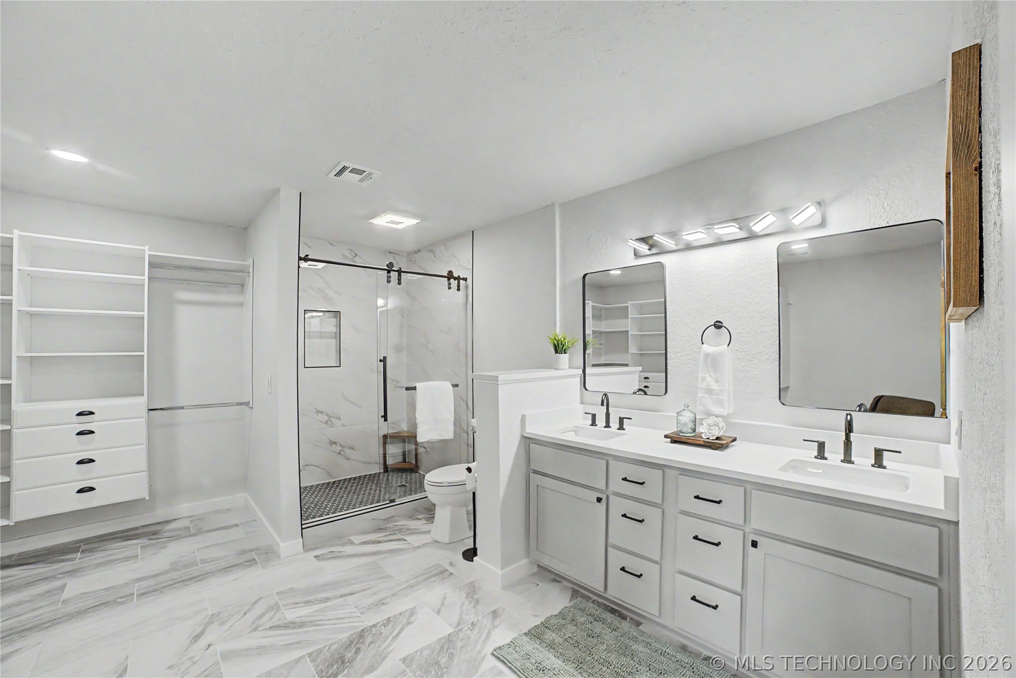 17074 E 107th Street N Property Photo 28