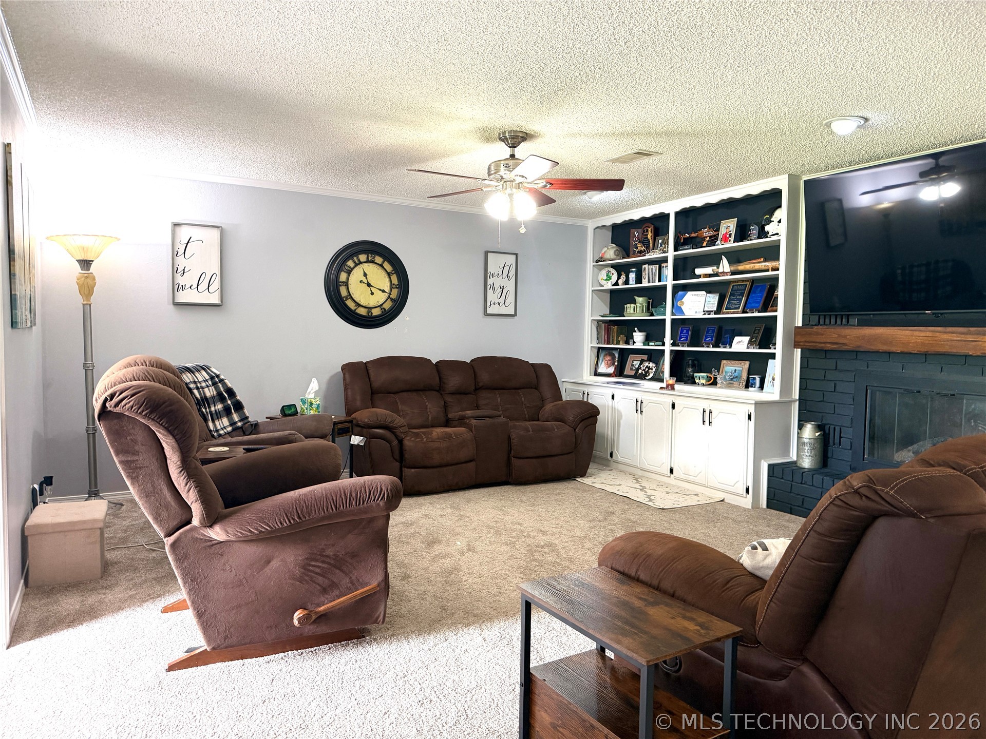 2513 Foliage Property Photo 13
