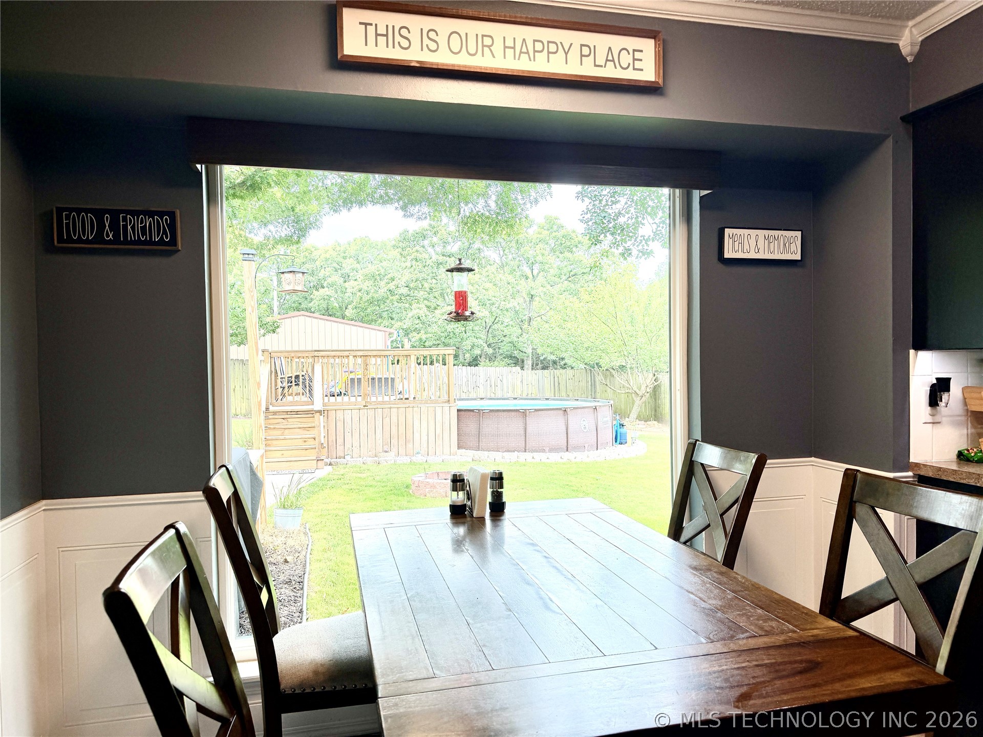 2513 Foliage Property Photo 25